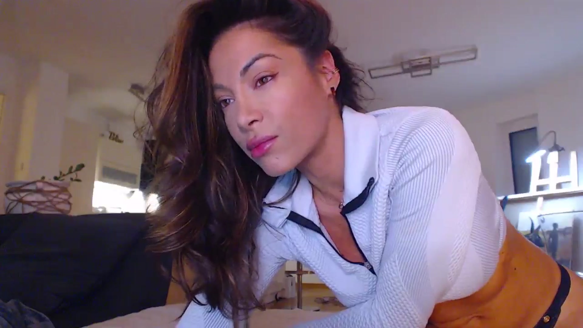 Gallery image thumbnail from AstekAngel's myfreecams stream on, 09/14/2024, 23:22 image 17 of 20