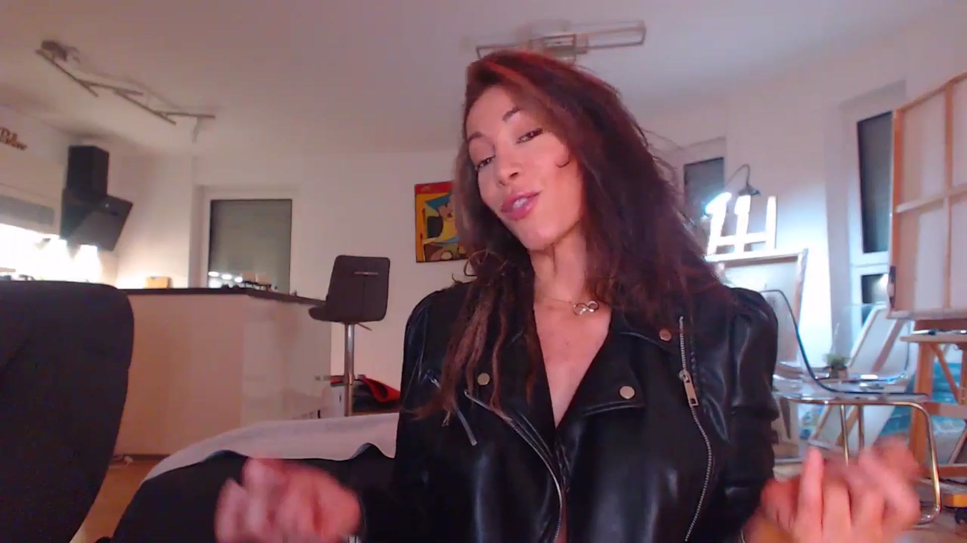Gallery image thumbnail from AstekAngel's myfreecams stream on, 09/29/2024, 24:01 image 5 of 20
