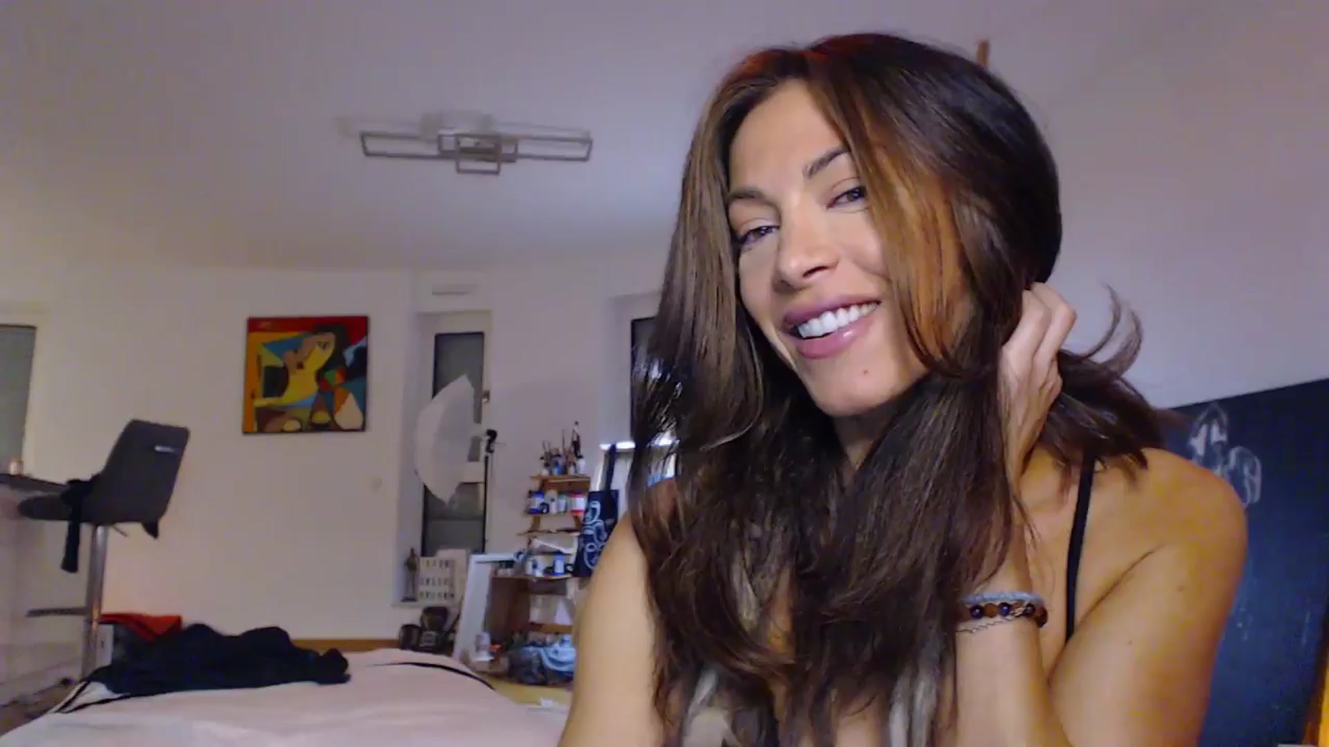 Gallery image thumbnail from AstekAngel's myfreecams stream on, 10/16/2024, 24:41 image 11 of 20
