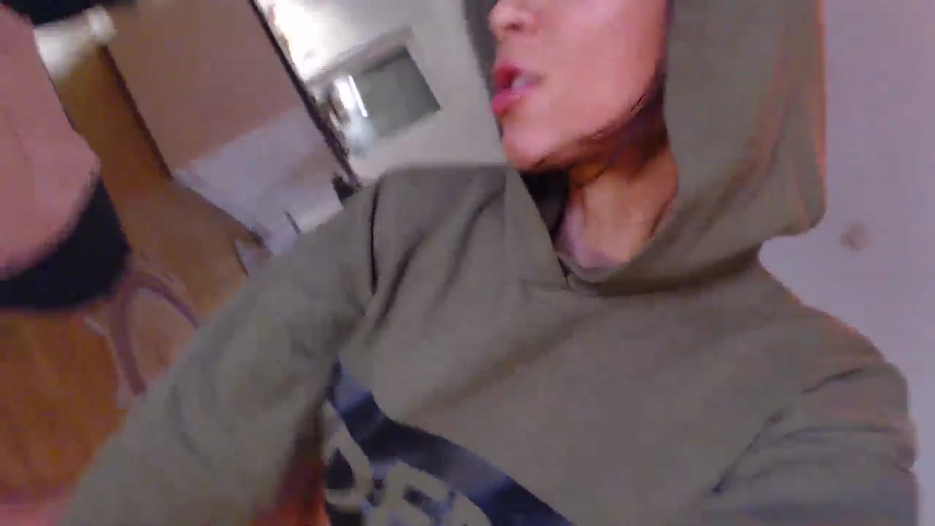 Gallery image thumbnail from AstekAngel's myfreecams stream on, 11/06/2024, 03:23 image 16 of 20