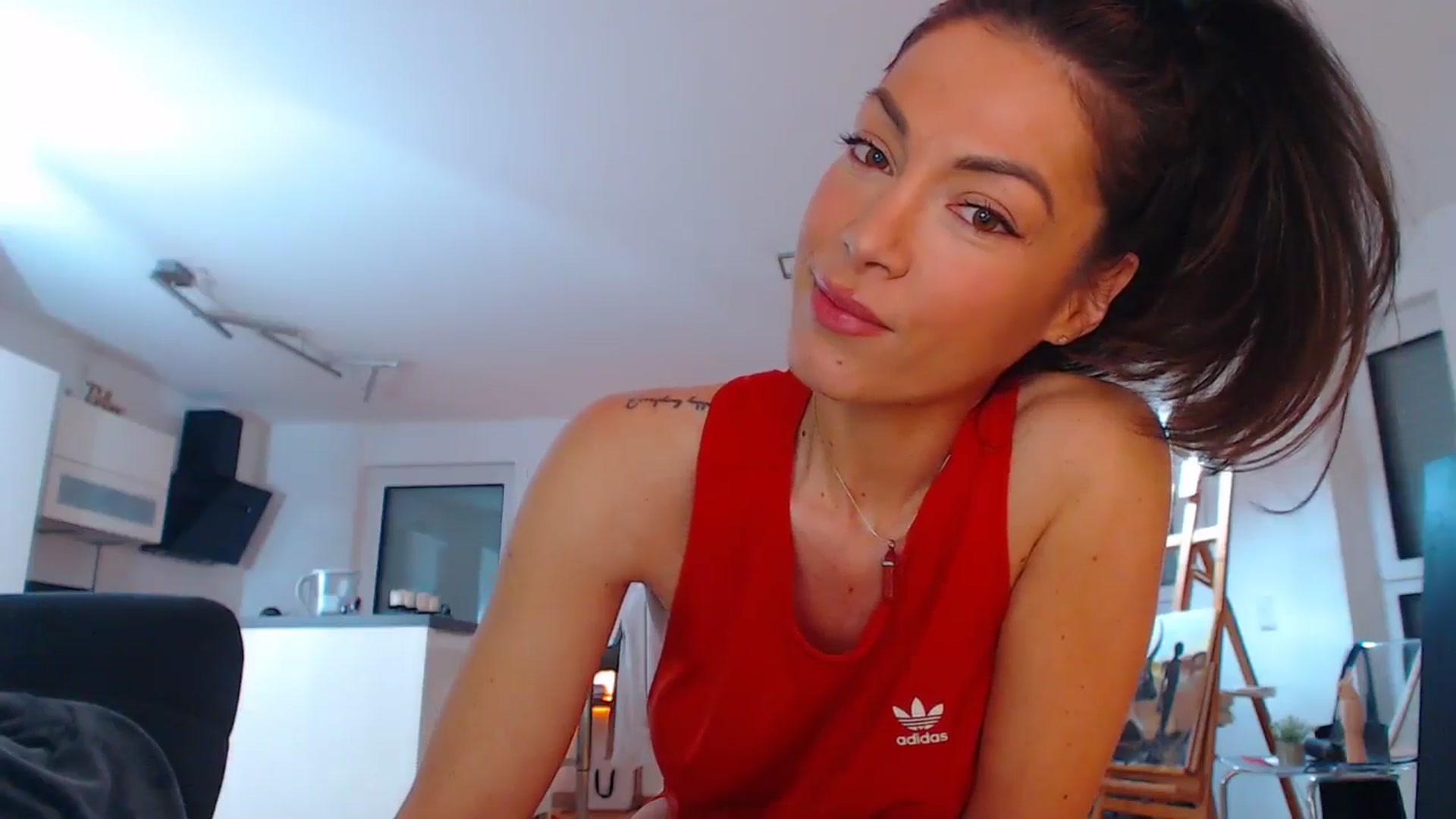 Gallery image thumbnail from AstekAngel's myfreecams stream on, 12/13/2024, 01:11 image 3 of 20