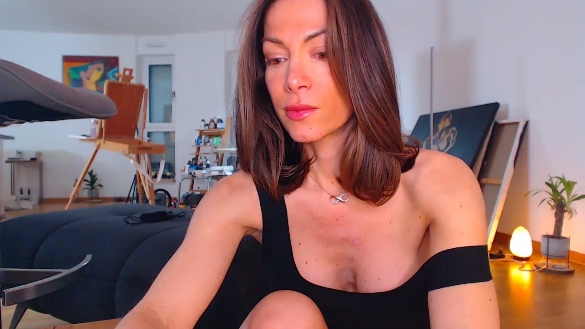 Gallery image thumbnail from AstekAngel's myfreecams stream on, 03/16/2025, 03:33 image 18 of 20