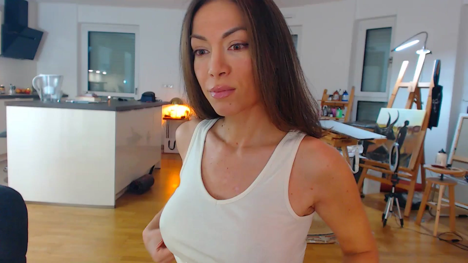 Gallery image thumbnail from AstekAngel's myfreecams stream on, 04/16/2025, 24:40 image 13 of 20