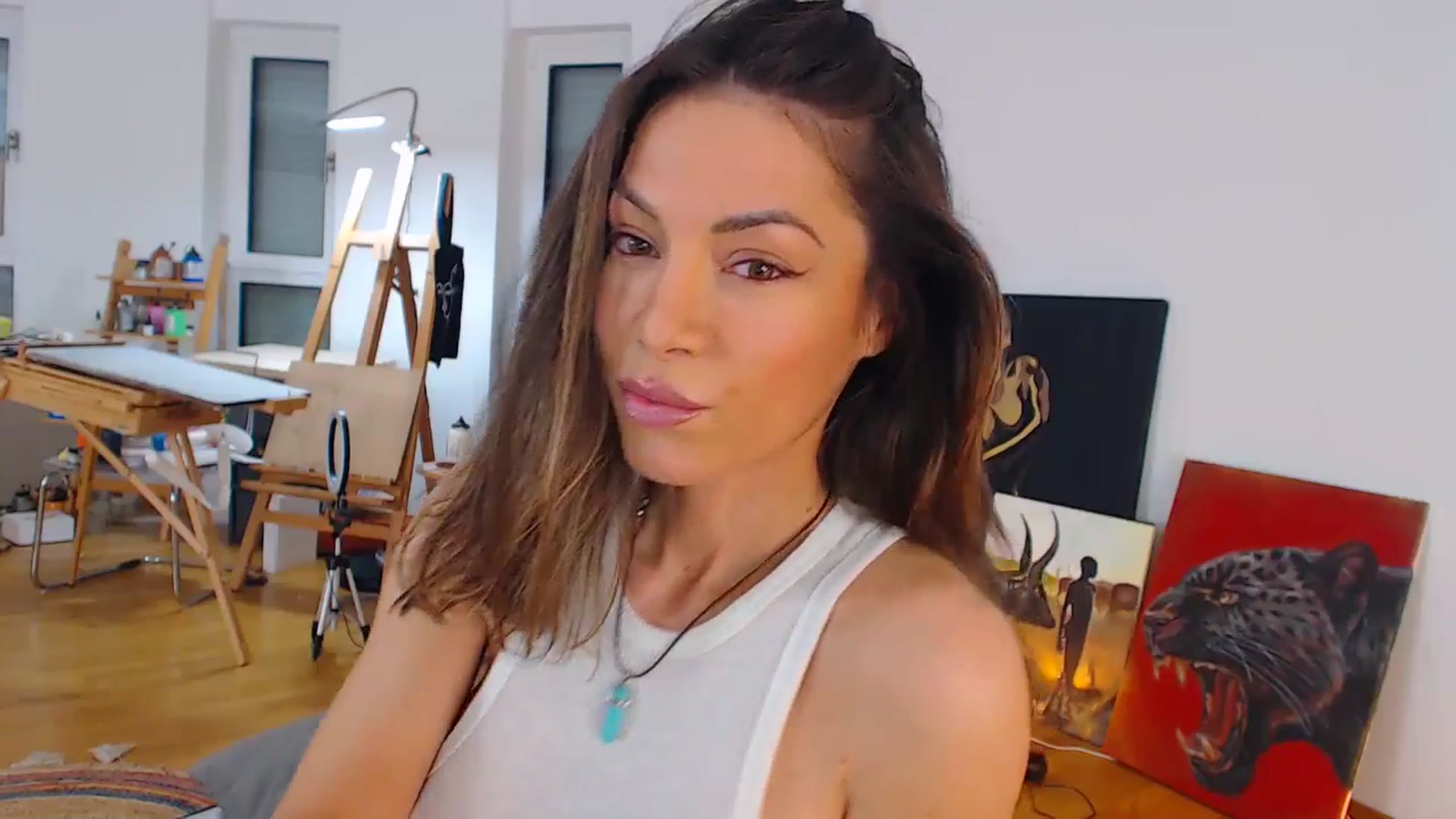 Gallery image thumbnail from AstekAngel's myfreecams stream on, 05/06/2025, 02:03 image 9 of 20