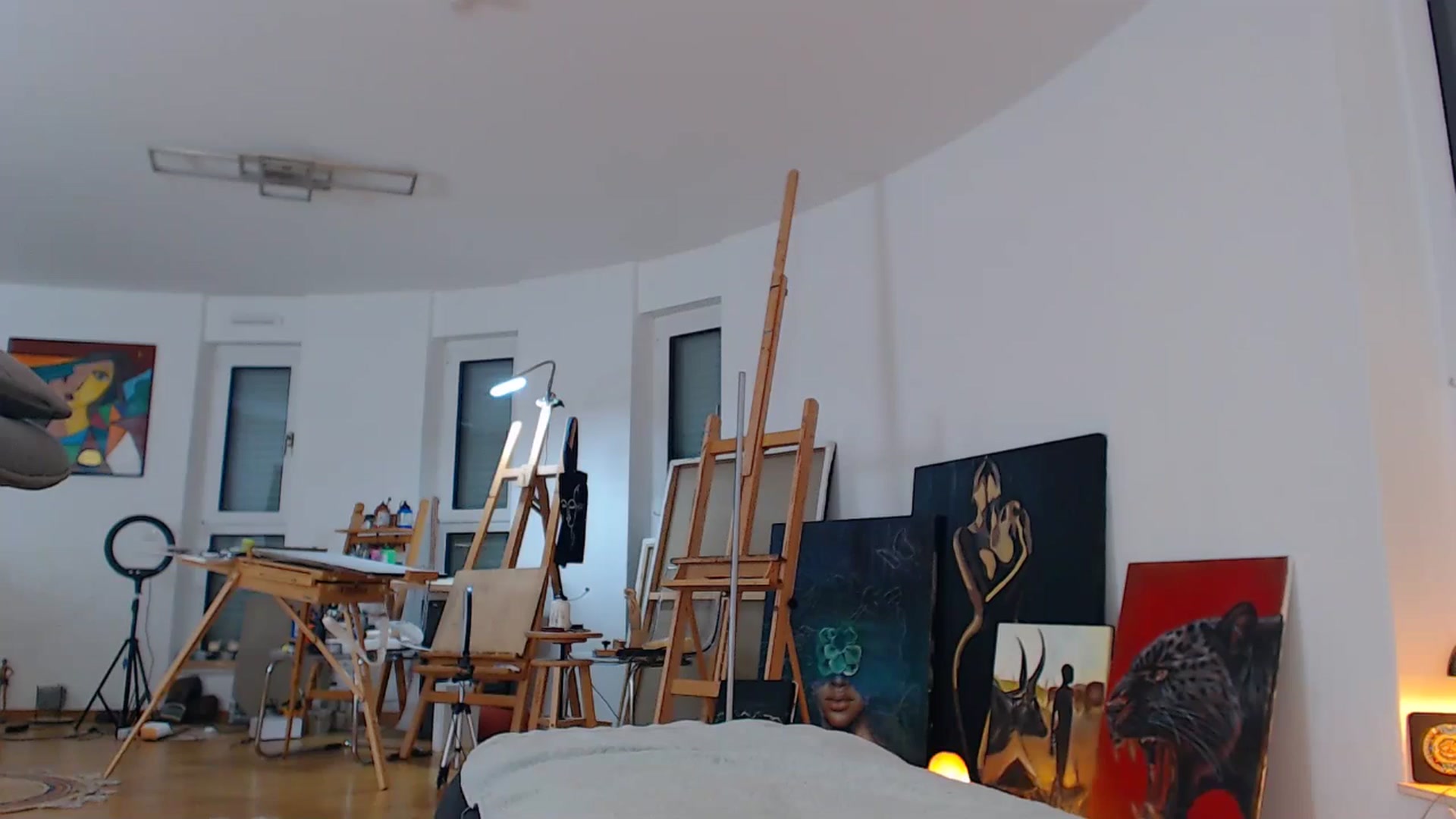 Gallery image thumbnail from AstekAngel's myfreecams stream on, 05/06/2025, 02:03 image 5 of 20
