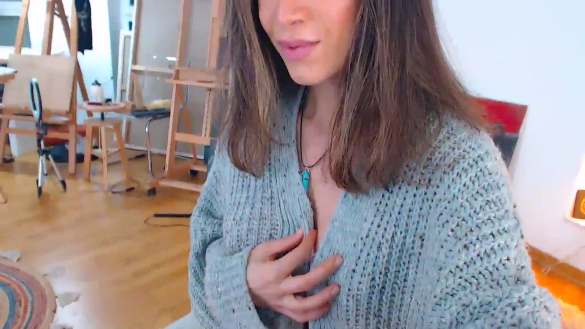 Gallery image thumbnail from AstekAngel's myfreecams stream on, 05/06/2025, 03:22 image 4 of 20