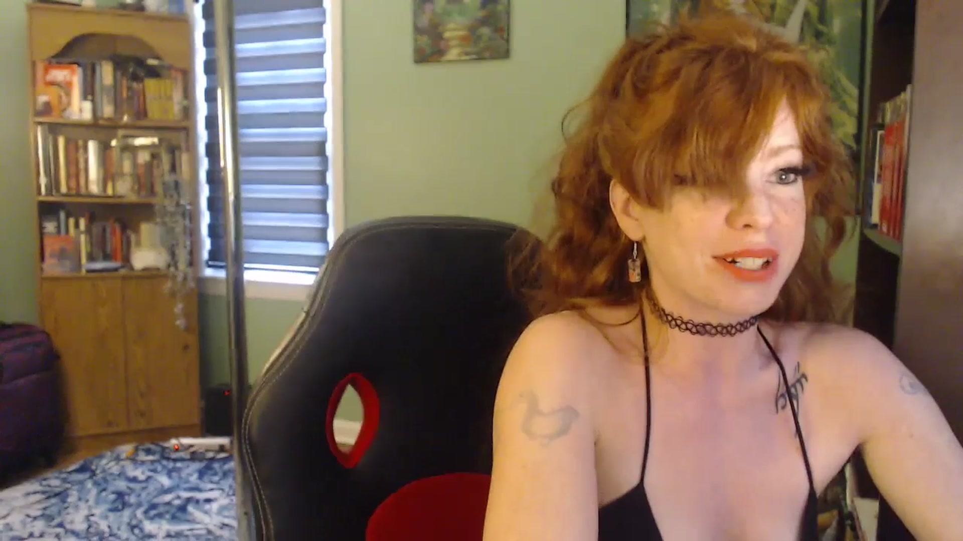 Gallery image thumbnail from AstraeaSiren's myfreecams stream on, 07/14/2023, 18:43 image 3 of 20