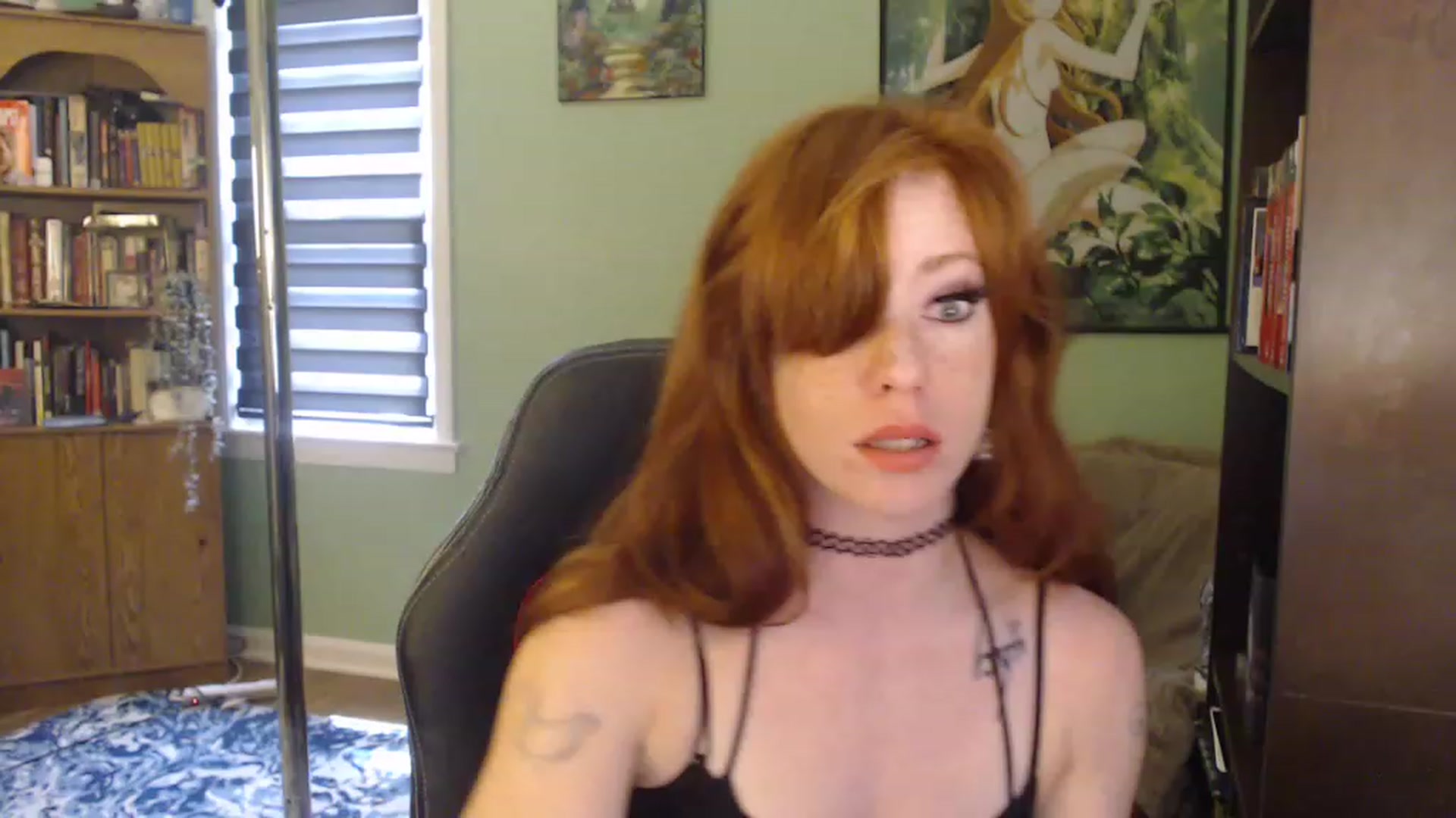 Gallery image thumbnail from AstraeaSiren's myfreecams stream on, 07/31/2023, 20:40 image 5 of 20