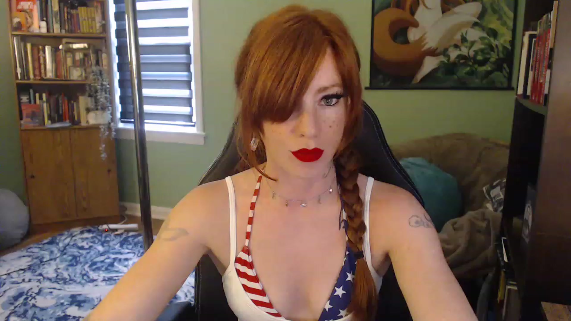 Gallery image thumbnail from AstraeaSiren's myfreecams stream on, 08/04/2023, 19:00 image 15 of 20