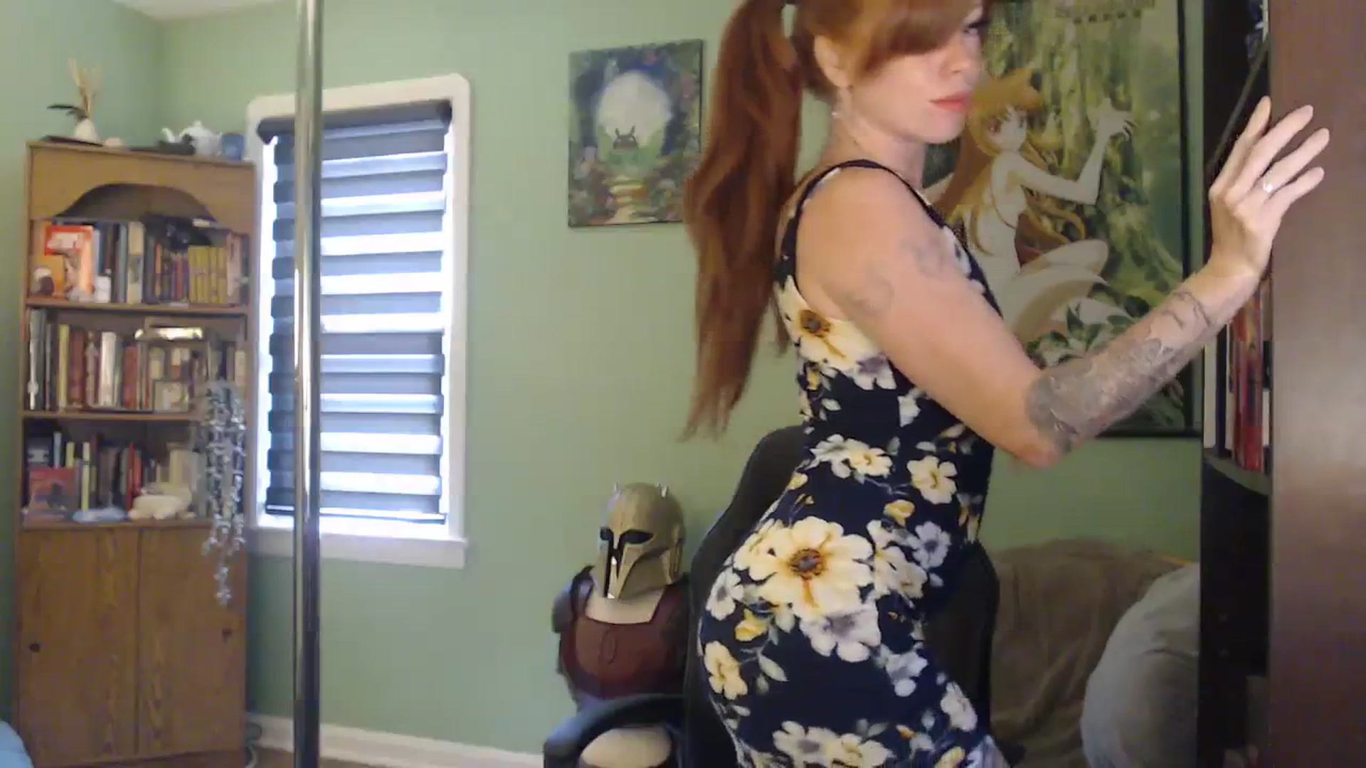 Gallery image thumbnail from AstraeaSiren's myfreecams stream on, 08/15/2023, 19:04 image 13 of 20