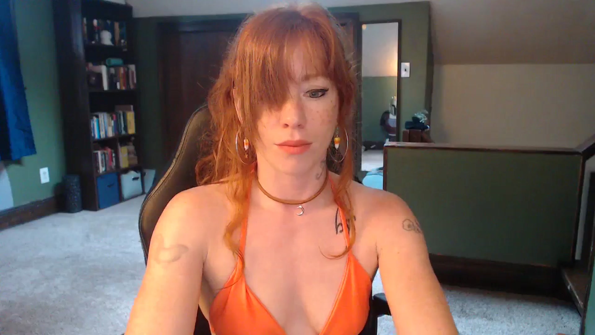 Gallery image thumbnail from AstraeaSiren's myfreecams stream on, 10/31/2023, 19:56 image 5 of 20