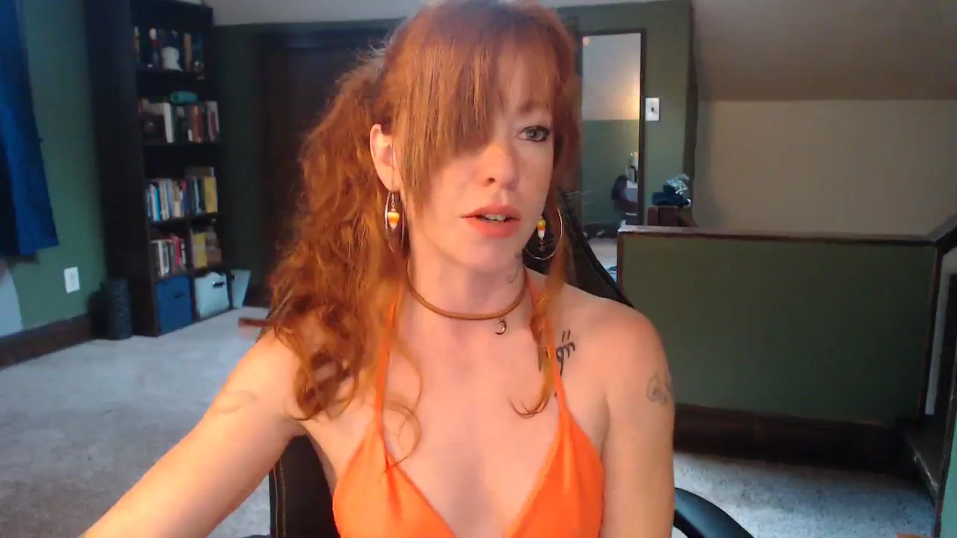 Gallery image thumbnail from AstraeaSiren's myfreecams stream on, 10/31/2023, 19:56 image 19 of 20
