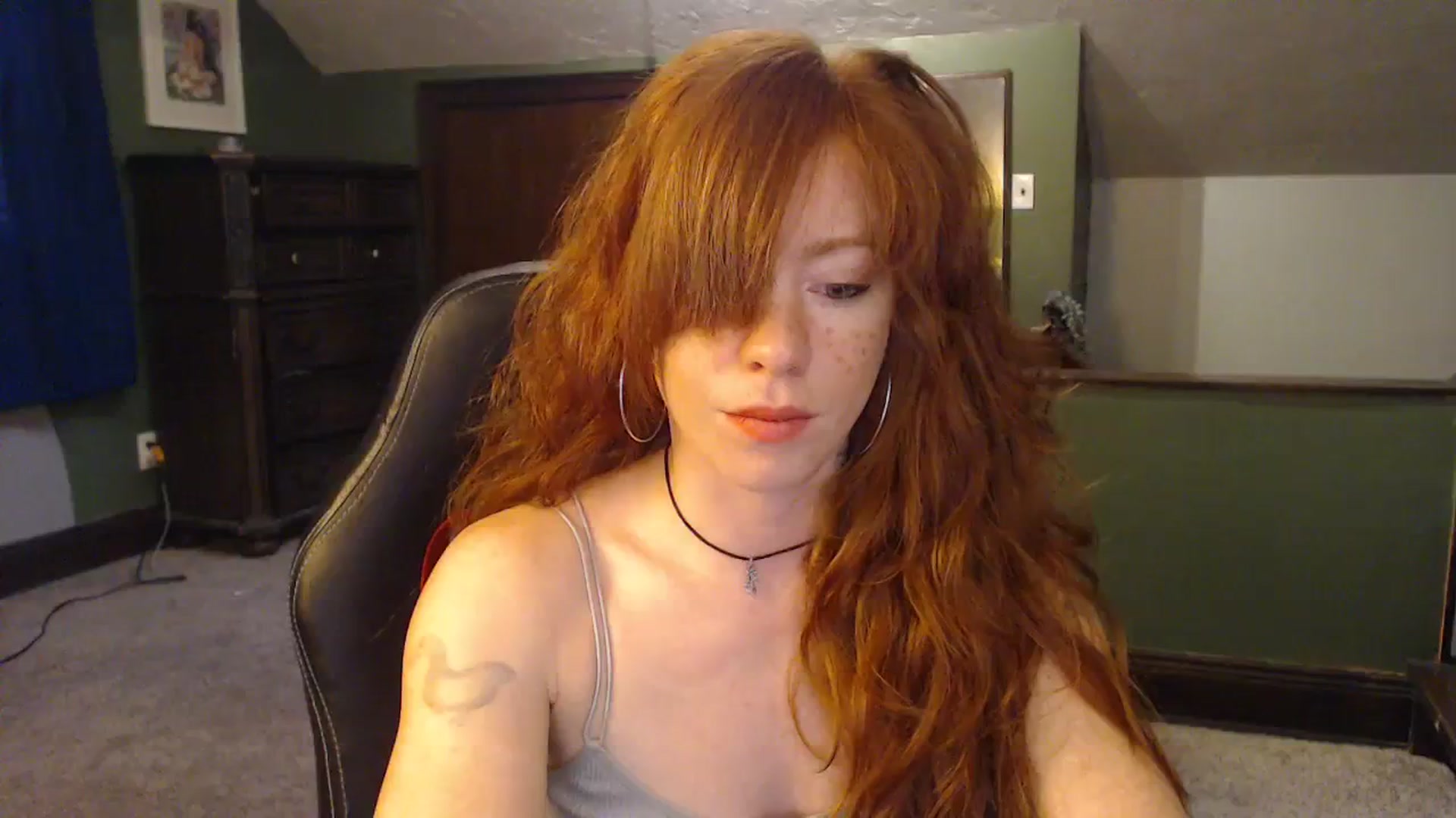 Gallery image thumbnail from AstraeaSiren's myfreecams stream on, 11/22/2023, 20:16 image 17 of 20