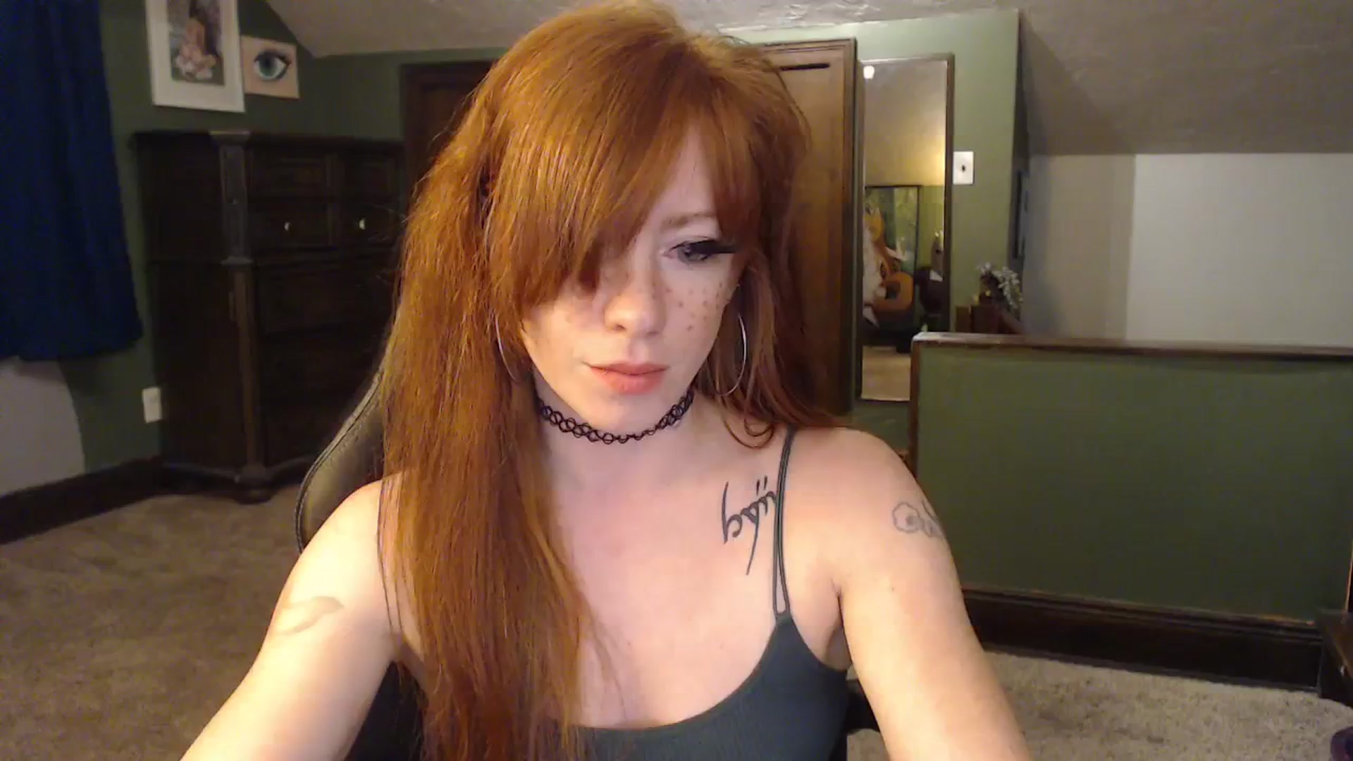 Gallery image thumbnail from AstraeaSiren's myfreecams stream on, 11/25/2023, 05:19 image 10 of 20