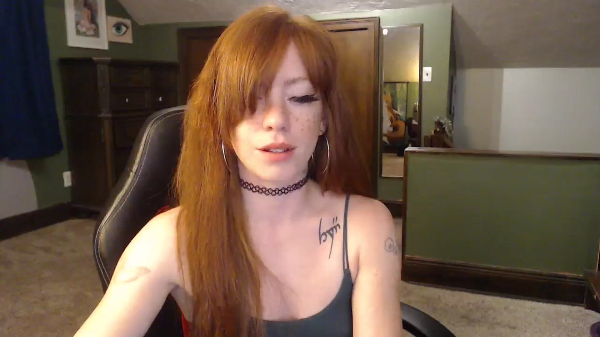 Gallery image thumbnail from AstraeaSiren's myfreecams stream on, 11/25/2023, 05:19 image 14 of 20