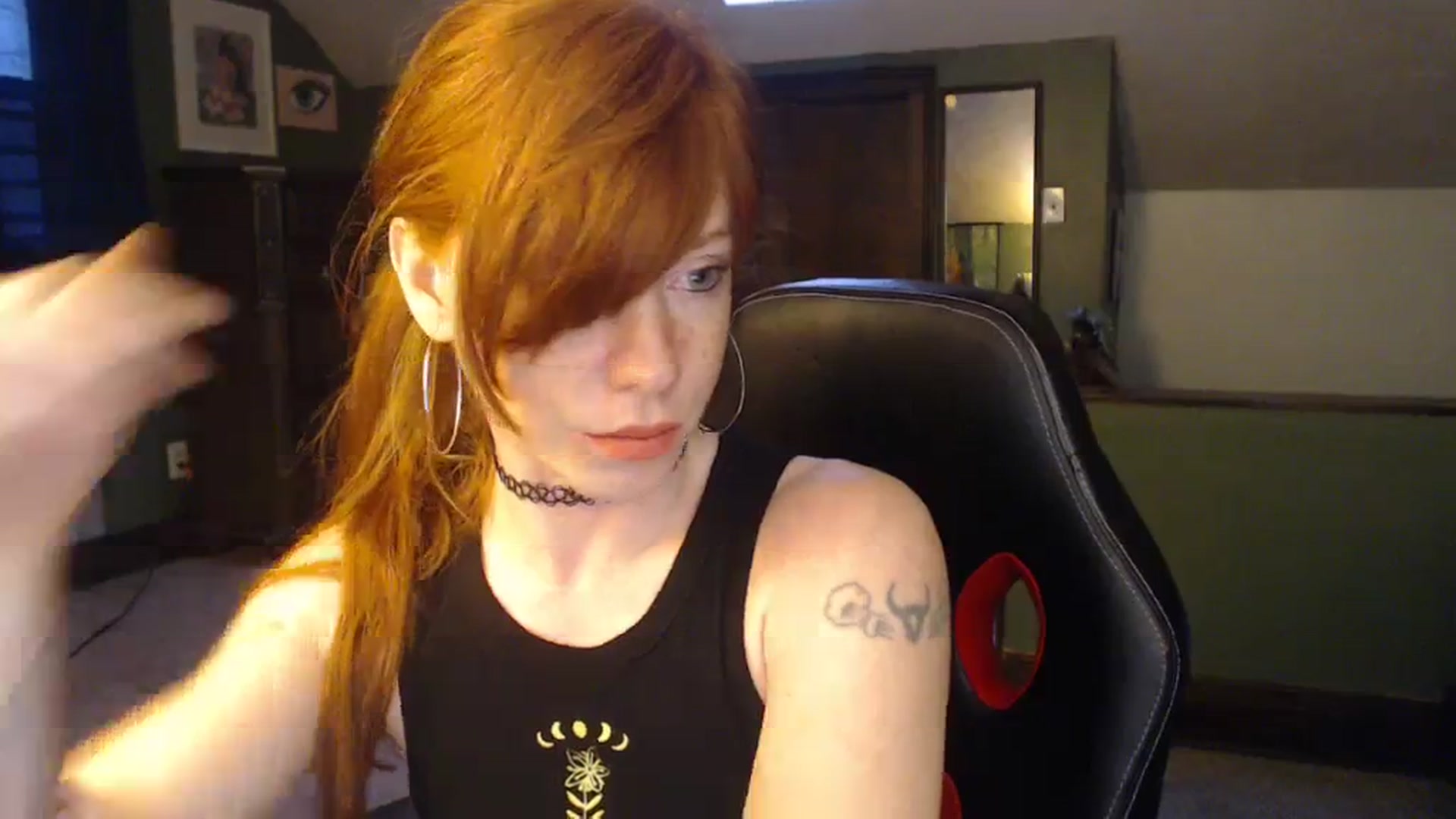 Gallery image thumbnail from AstraeaSiren's myfreecams stream on, 12/04/2023, 21:28 image 17 of 20