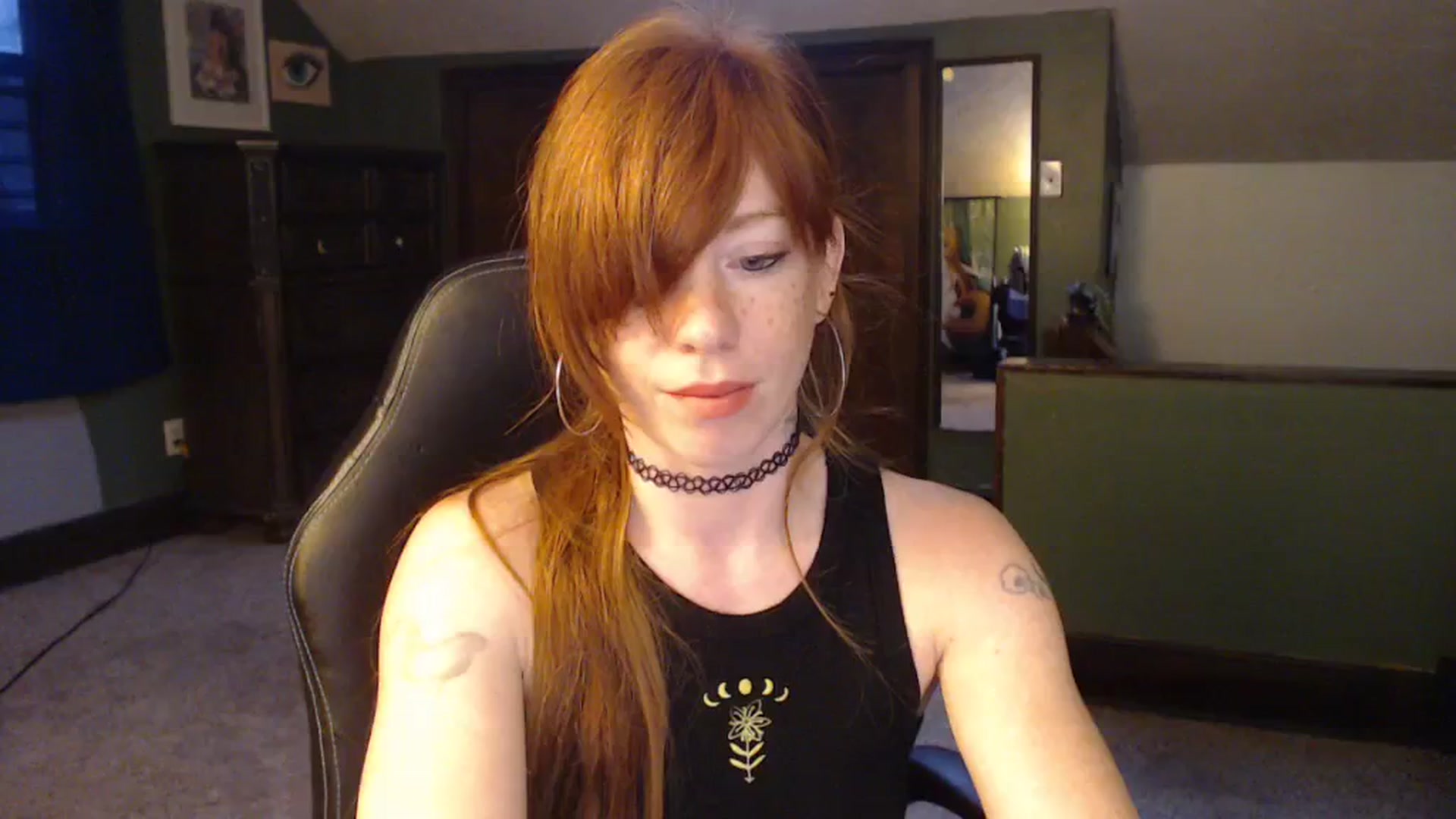 Gallery image thumbnail from AstraeaSiren's myfreecams stream on, 12/04/2023, 21:28 image 9 of 20