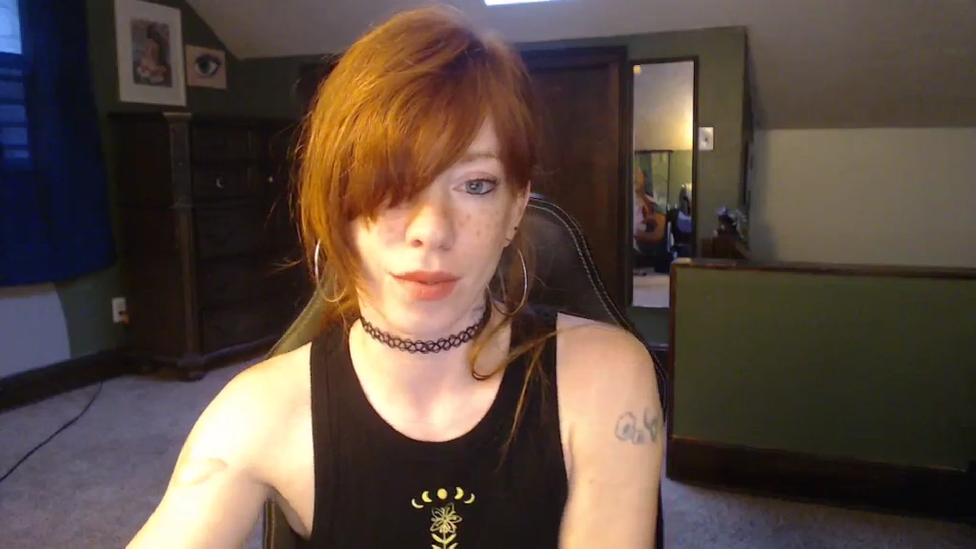 Gallery image thumbnail from AstraeaSiren's myfreecams stream on, 12/04/2023, 21:28 image 13 of 20