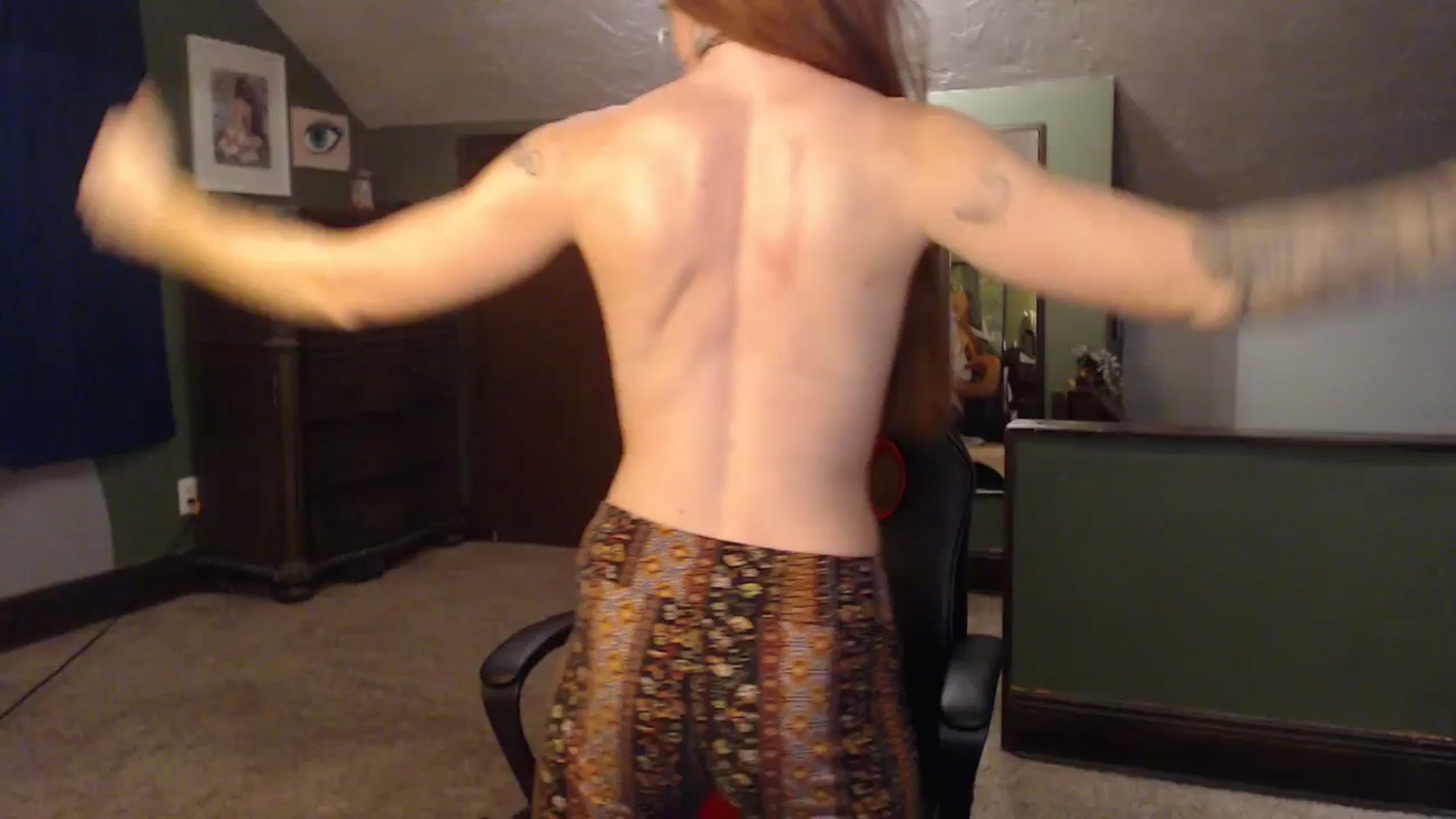 Gallery image thumbnail from AstraeaSiren's myfreecams stream on, 12/08/2023, 06:44 image 1 of 20