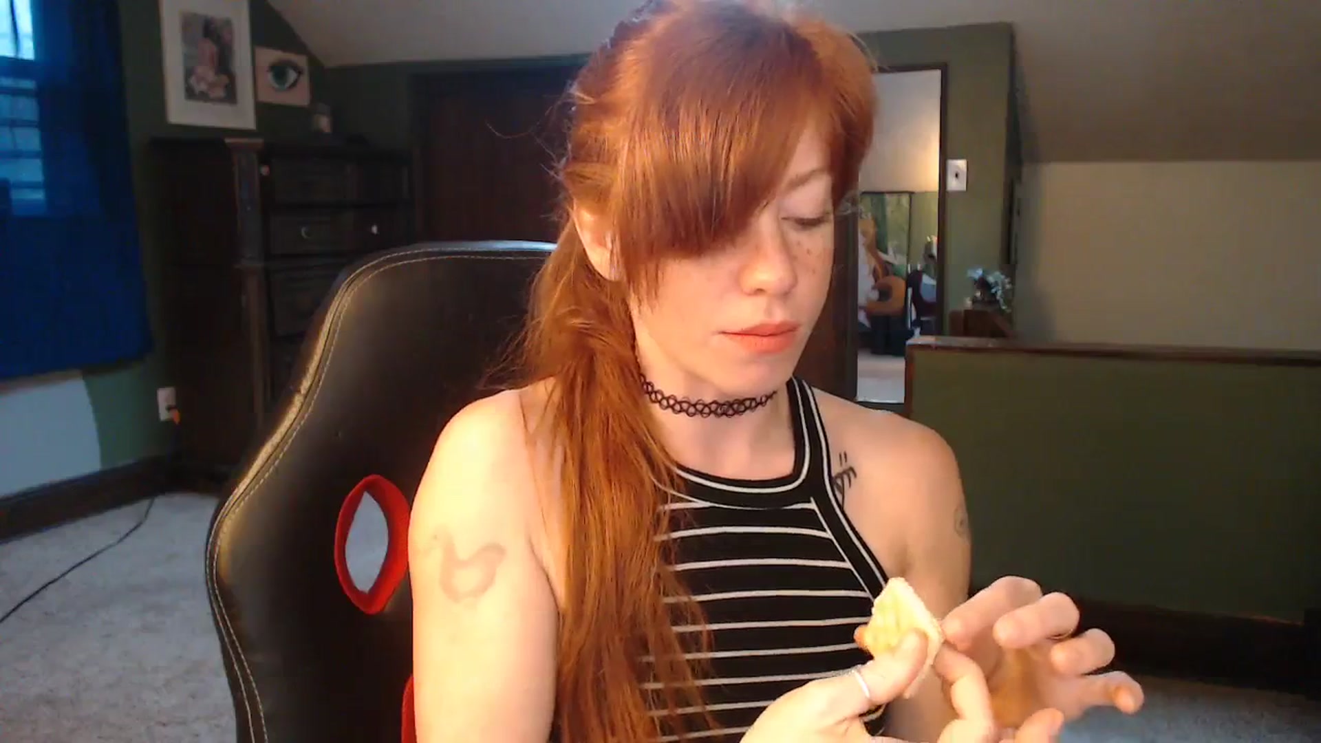 Gallery image thumbnail from AstraeaSiren's myfreecams stream on, 12/08/2023, 20:55 image 5 of 20