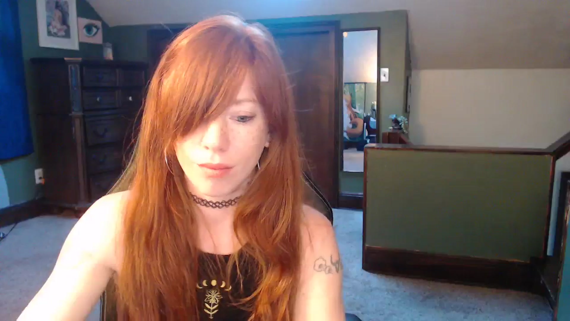 Gallery image thumbnail from AstraeaSiren's myfreecams stream on, 12/14/2023, 22:05 image 8 of 20