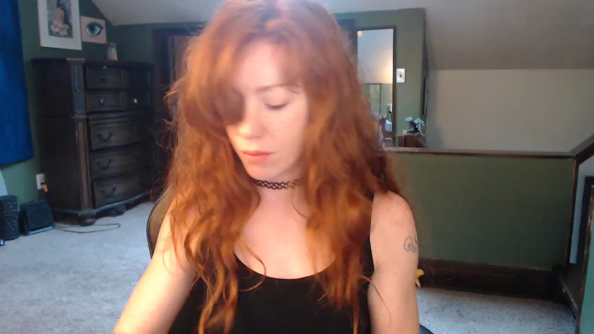 Gallery image thumbnail from AstraeaSiren's myfreecams stream on, 12/19/2023, 19:50 image 18 of 20