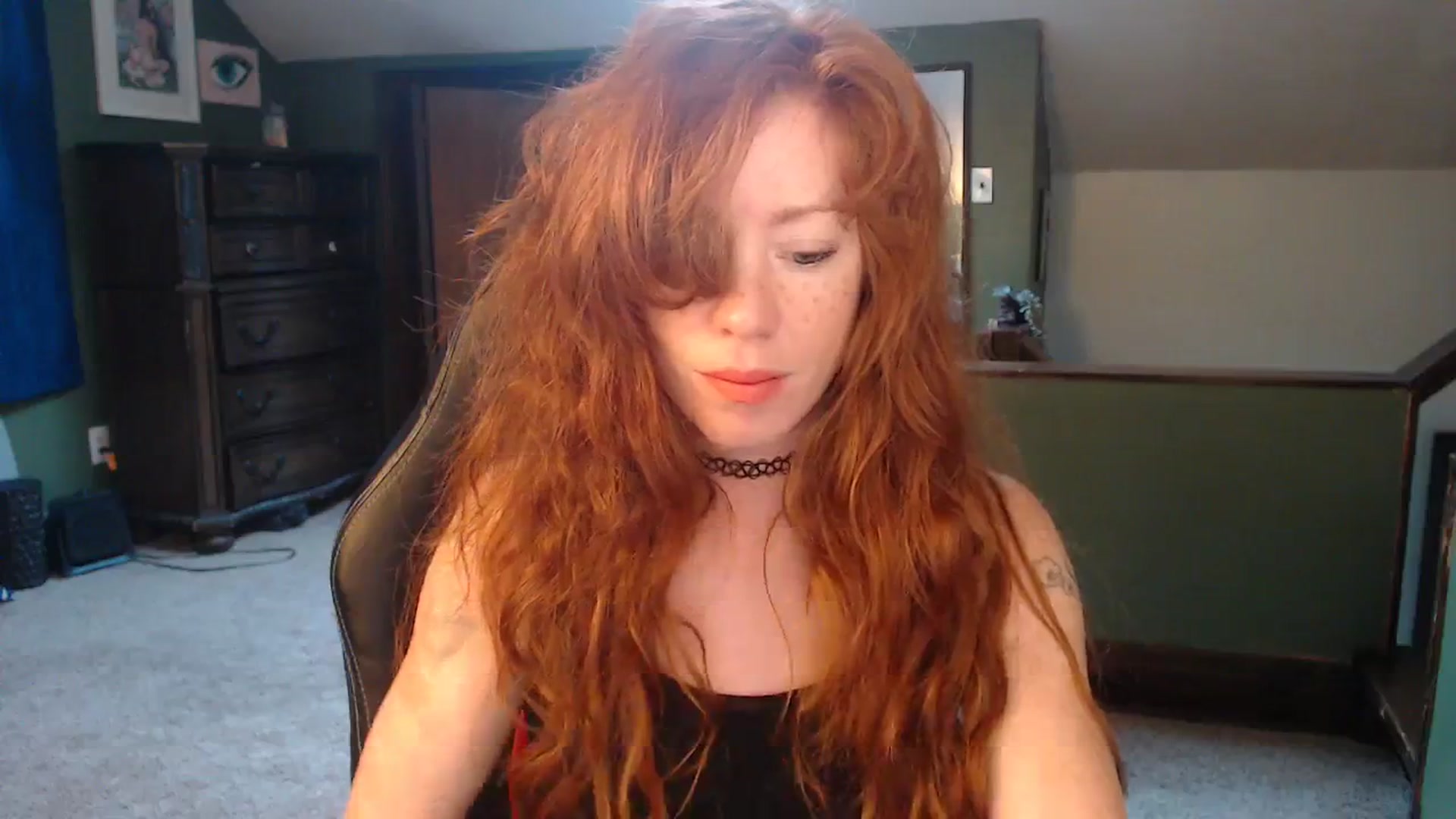 Gallery image thumbnail from AstraeaSiren's myfreecams stream on, 12/19/2023, 19:50 image 19 of 20