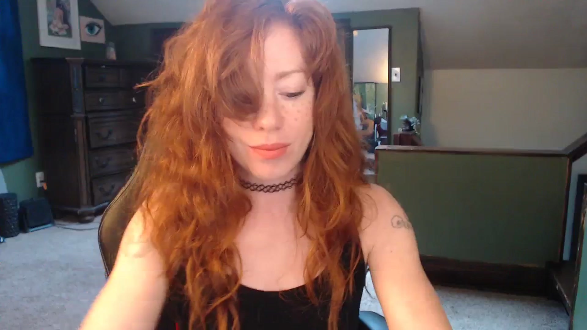 Gallery image thumbnail from AstraeaSiren's myfreecams stream on, 12/19/2023, 19:50 image 5 of 20