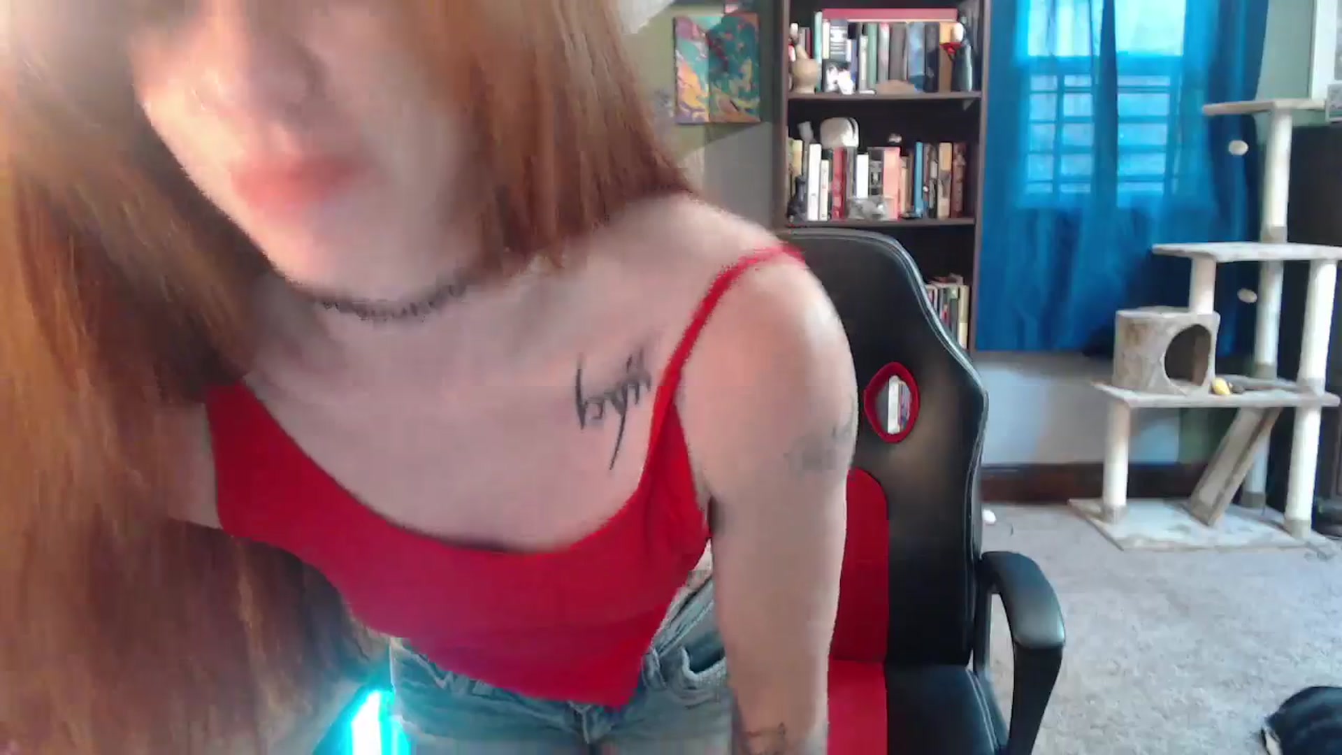 Gallery image thumbnail from AstraeaSiren's myfreecams stream on, 05/27/2024, 18:09 image 2 of 20