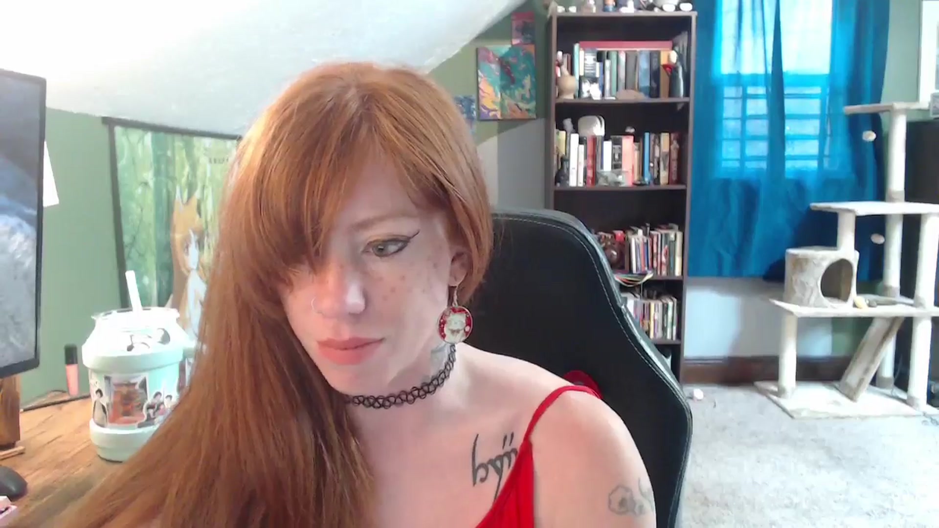 Gallery image thumbnail from AstraeaSiren's myfreecams stream on, 05/27/2024, 18:09 image 12 of 20