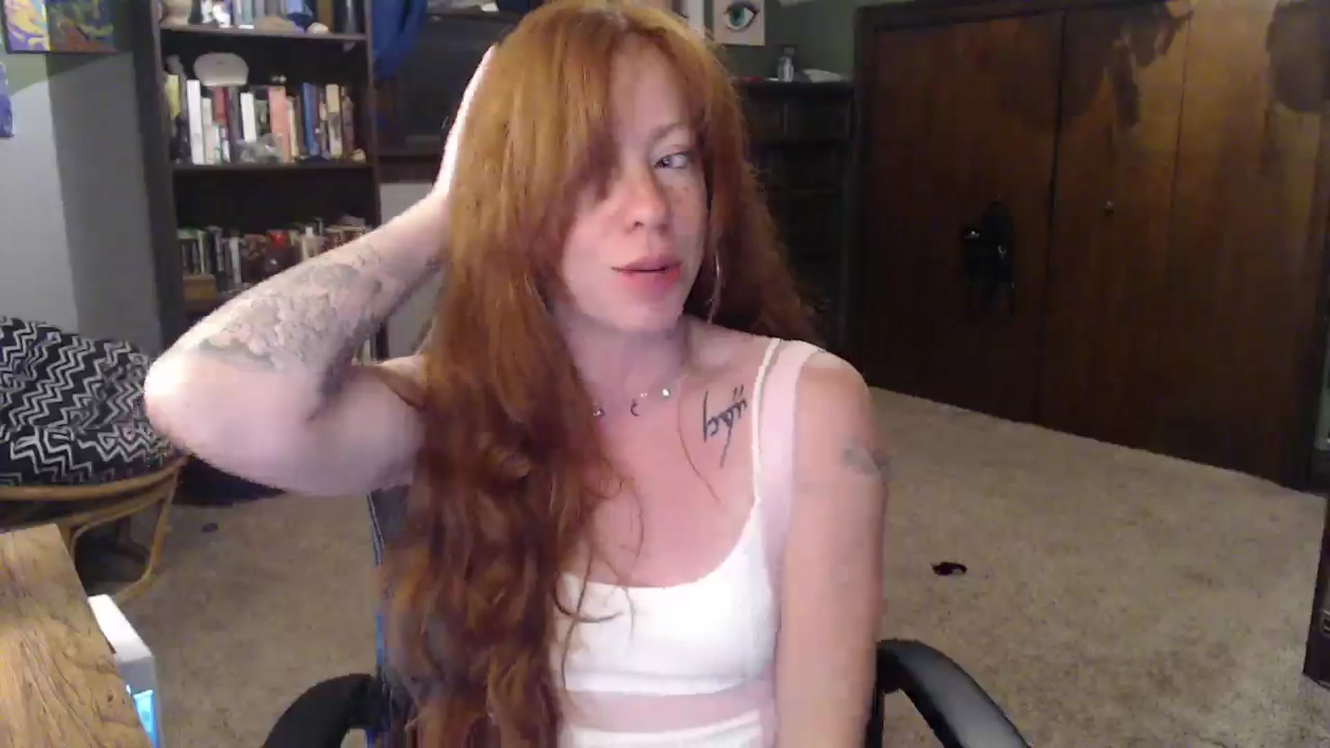 Gallery image thumbnail from AstraeaSiren's myfreecams stream on, 06/13/2024, 06:44 image 12 of 20