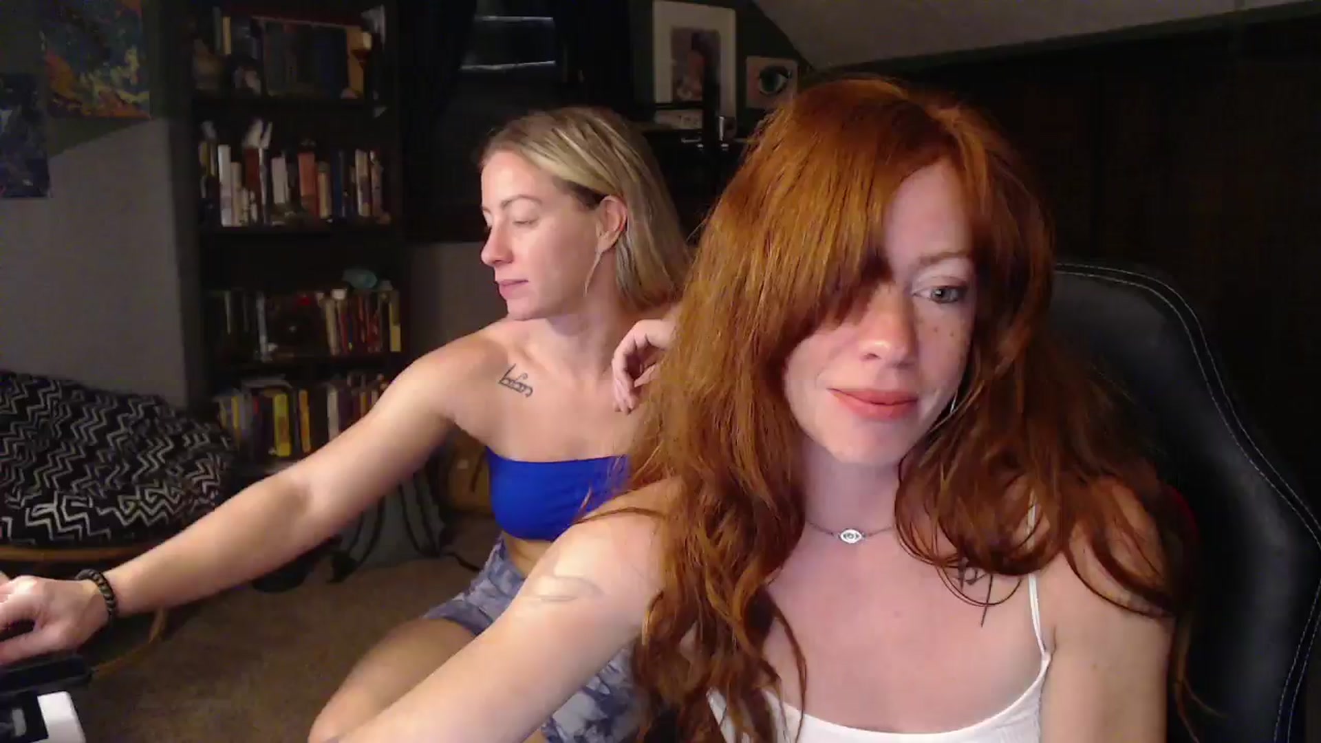 Gallery image thumbnail from AstraeaSiren's myfreecams stream on, 06/15/2024, 03:10 image 11 of 20