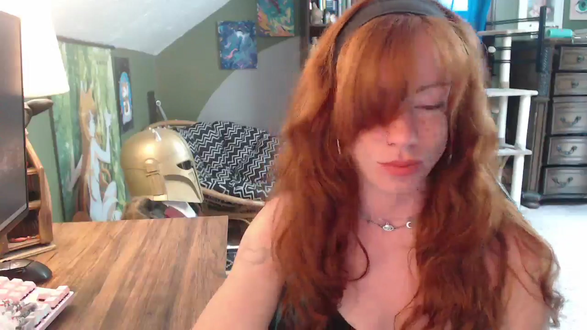 Gallery image thumbnail from AstraeaSiren's myfreecams stream on, 06/20/2024, 18:59 image 2 of 20