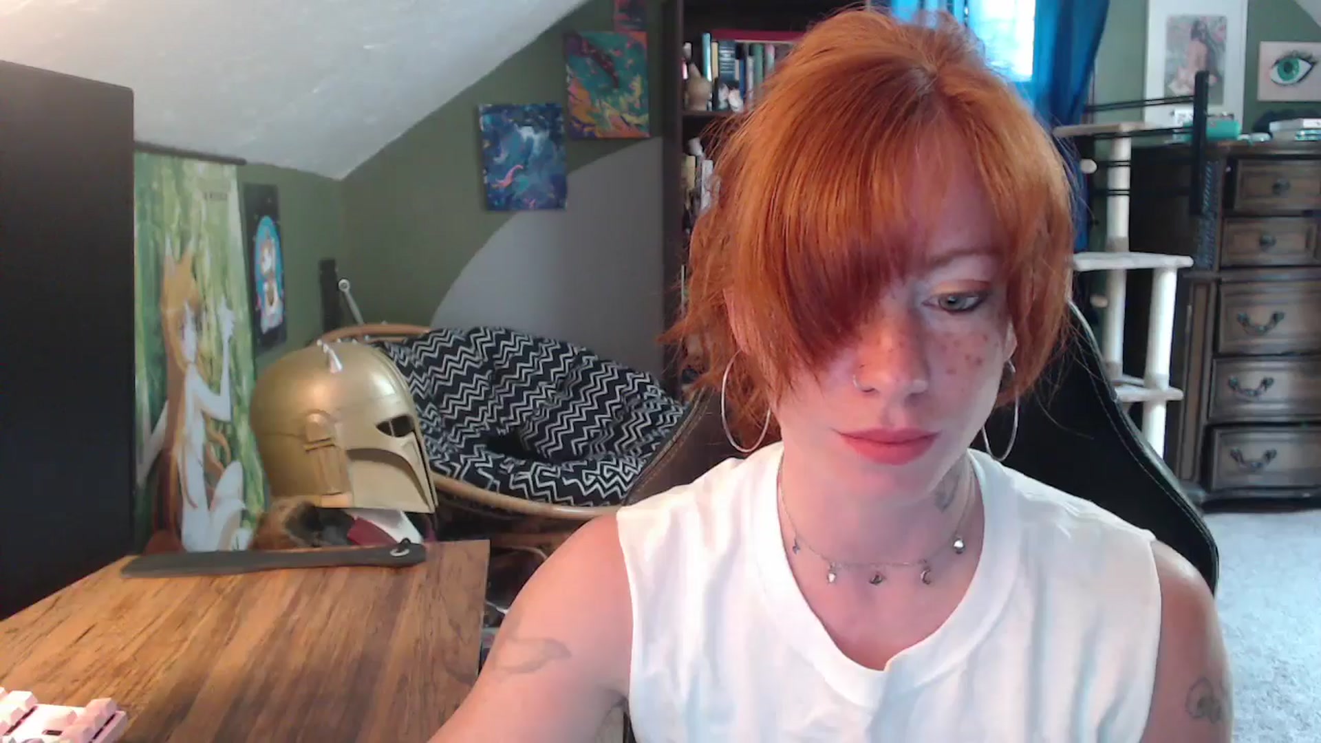 Gallery image thumbnail from AstraeaSiren's myfreecams stream on, 06/21/2024, 18:40 image 4 of 20