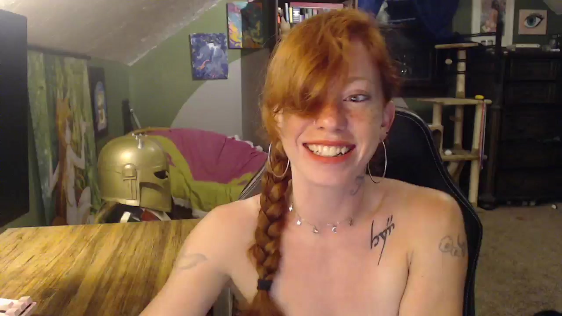 Gallery image thumbnail from AstraeaSiren's myfreecams stream on, 07/18/2024, 06:08 image 1 of 20