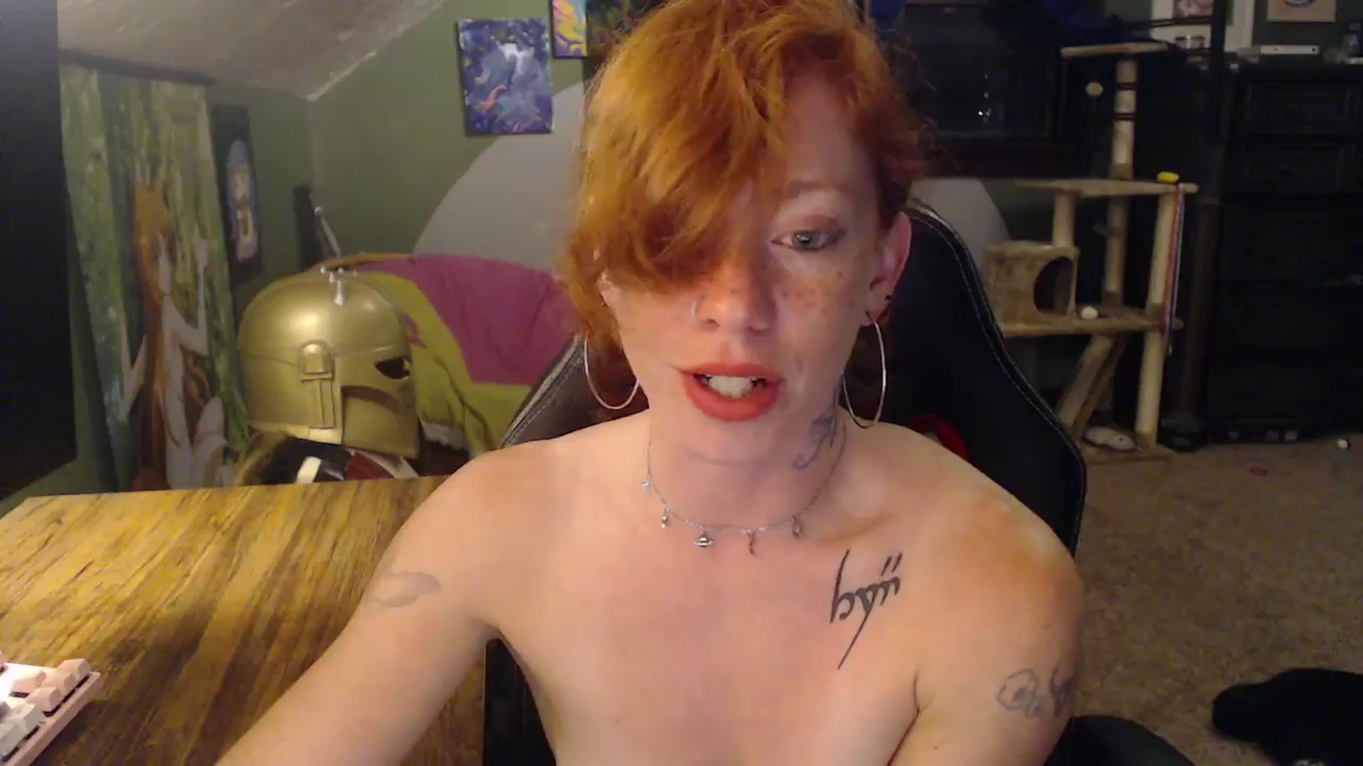 Gallery image thumbnail from AstraeaSiren's myfreecams stream on, 07/18/2024, 06:08 image 10 of 20