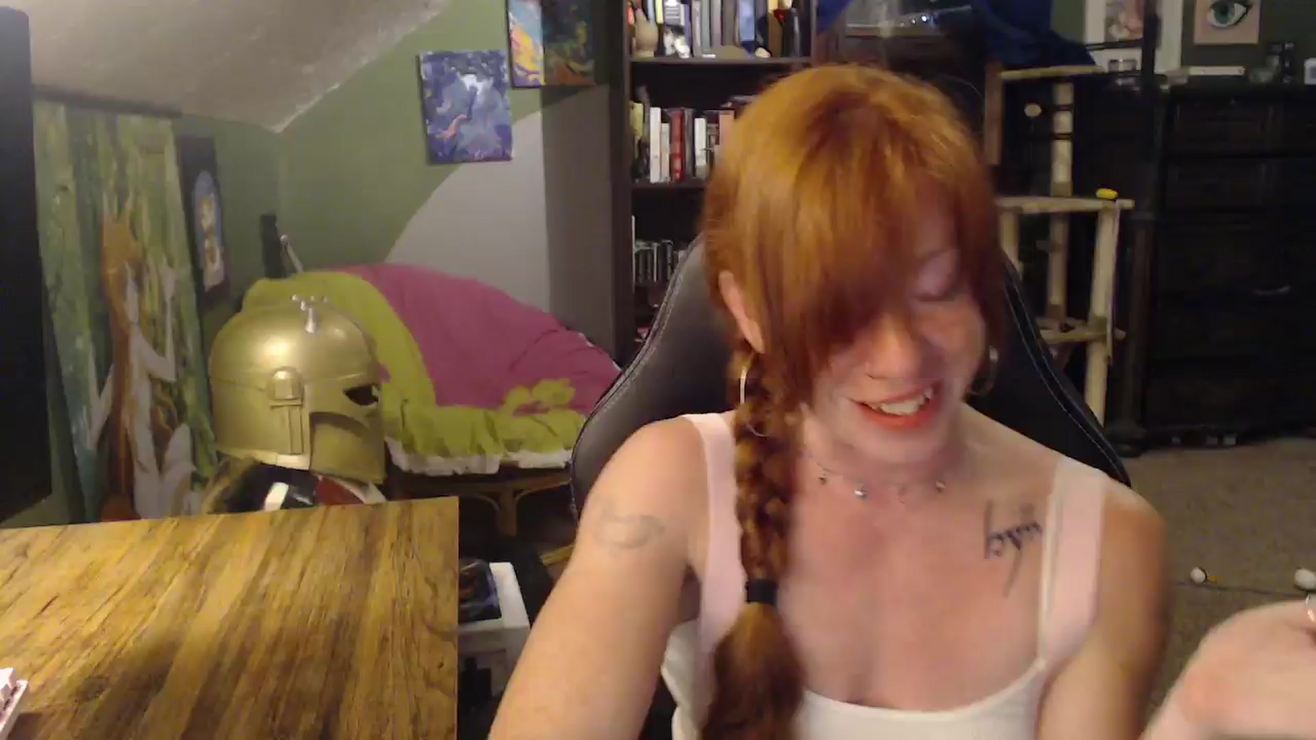 Gallery image thumbnail from AstraeaSiren's myfreecams stream on, 07/23/2024, 04:35 image 1 of 20