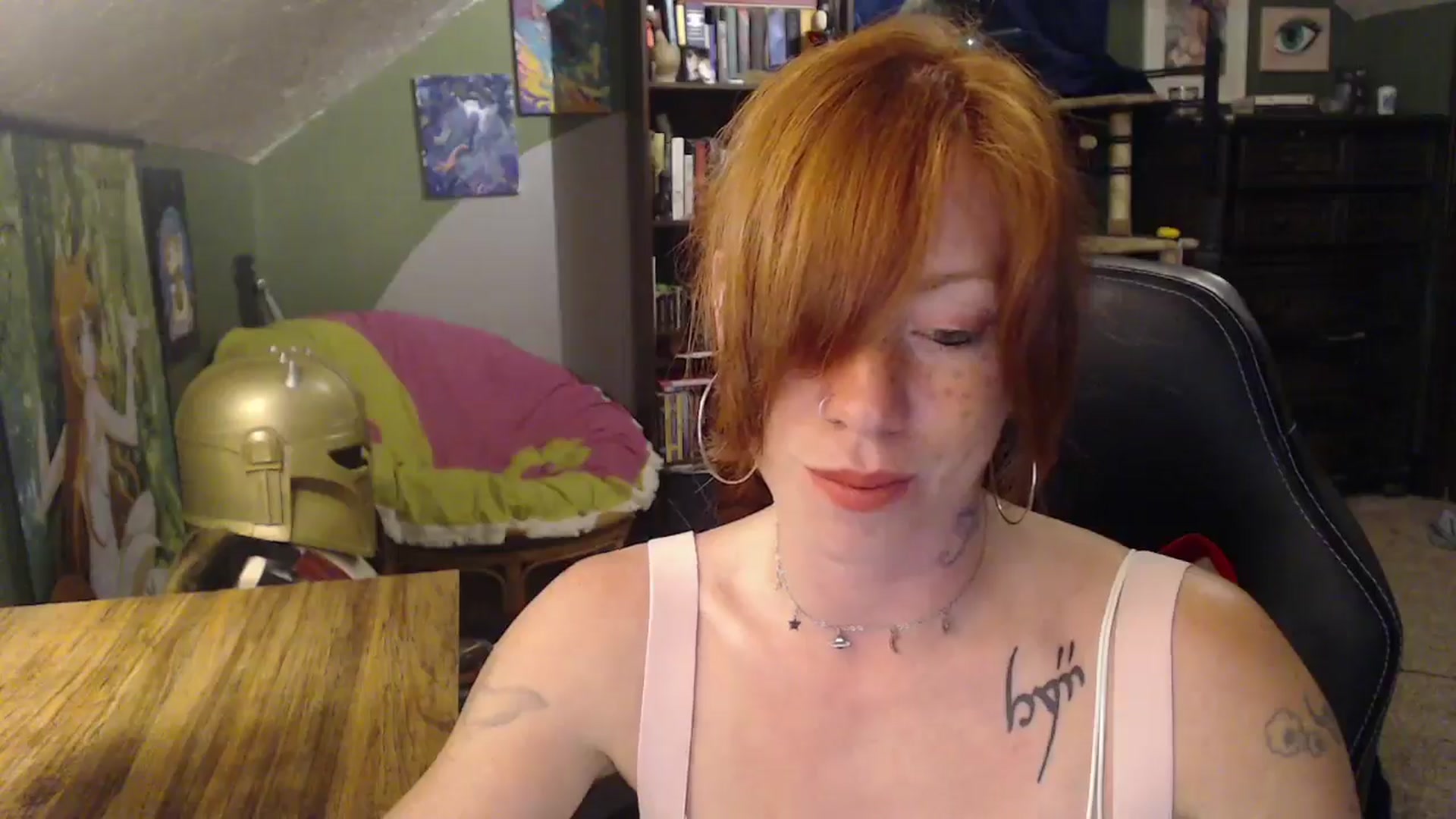 Gallery image thumbnail from AstraeaSiren's myfreecams stream on, 07/23/2024, 04:35 image 15 of 20