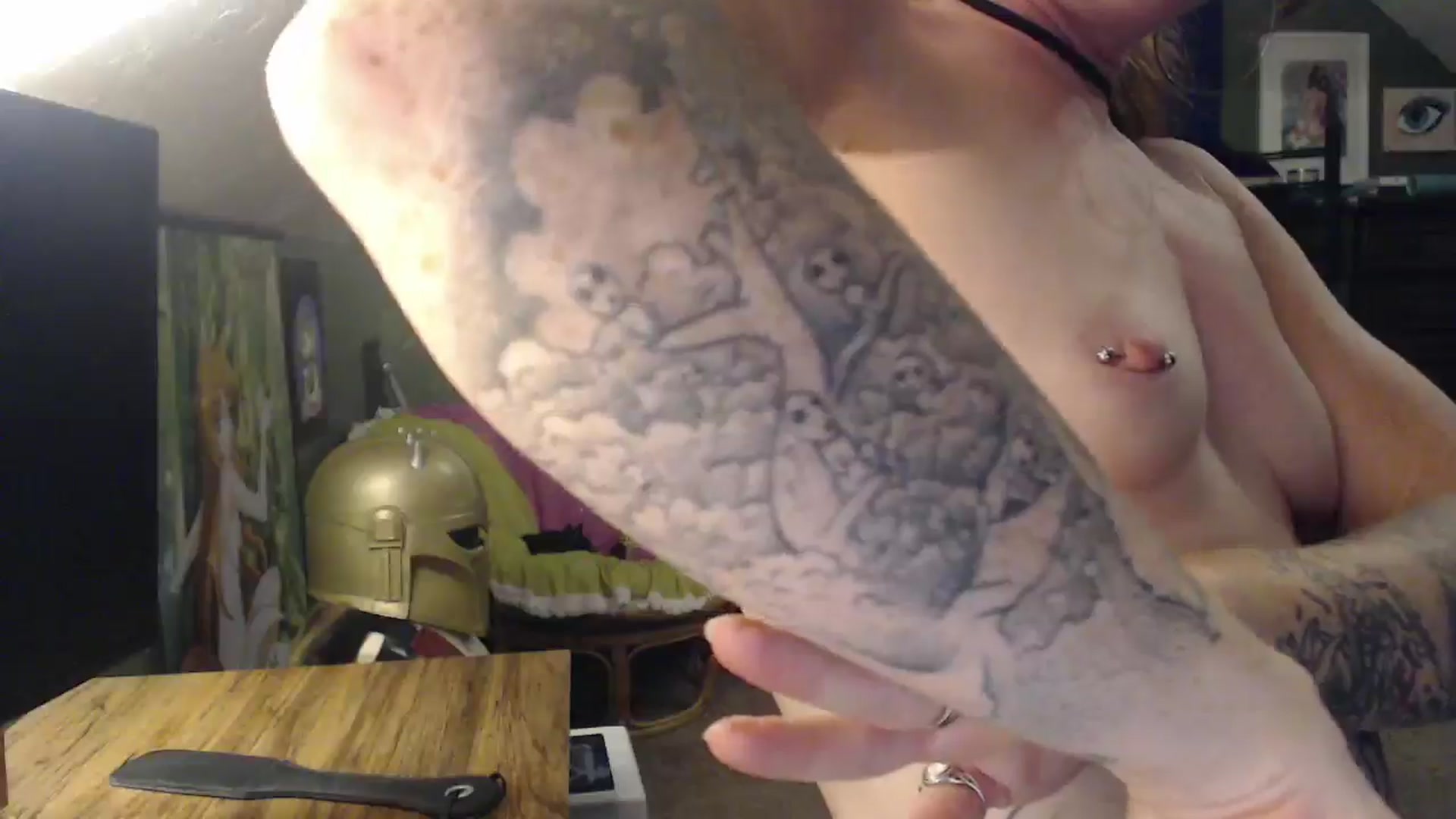 Gallery image thumbnail from AstraeaSiren's myfreecams stream on, 07/25/2024, 05:30 image 13 of 20