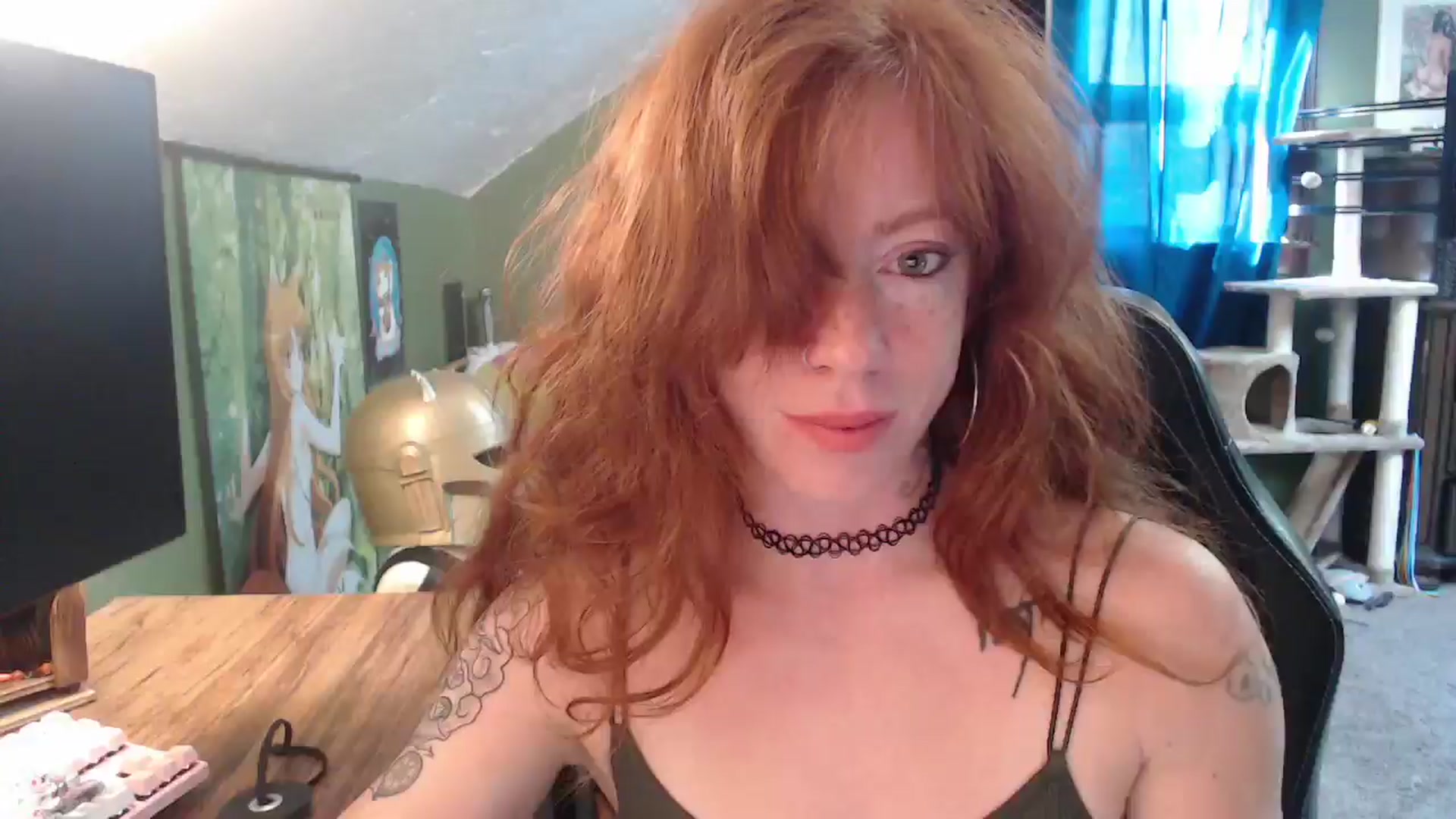 Gallery image thumbnail from AstraeaSiren's myfreecams stream on, 10/04/2024, 18:42 image 6 of 20