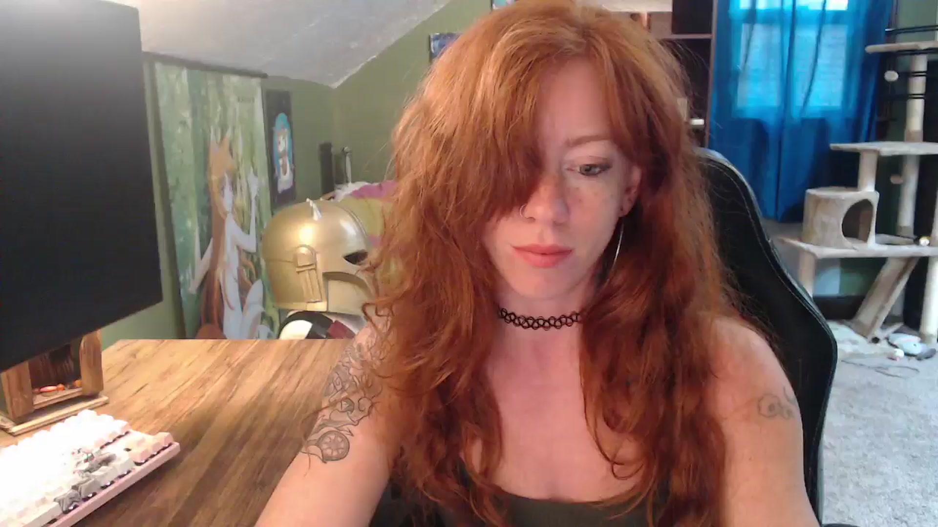 Gallery image thumbnail from AstraeaSiren's myfreecams stream on, 10/04/2024, 20:38 image 12 of 20