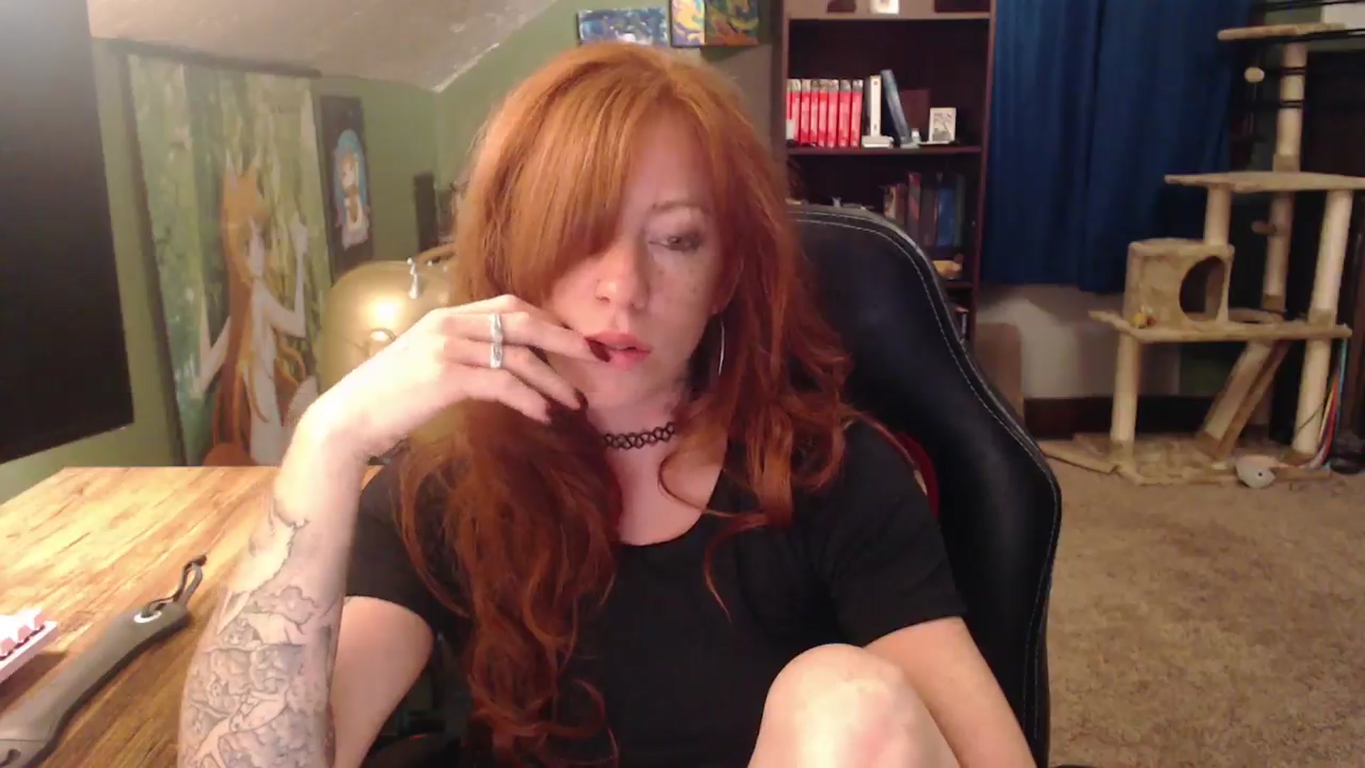 Gallery image thumbnail from AstraeaSiren's myfreecams stream on, 10/17/2024, 05:09 image 17 of 20