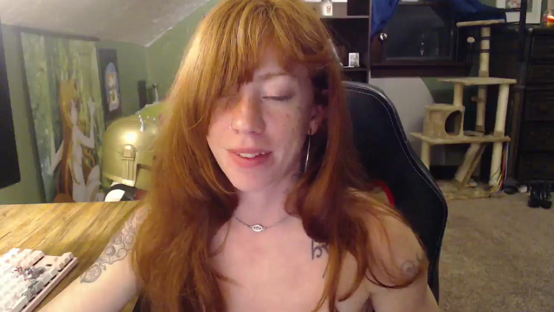Gallery image thumbnail from AstraeaSiren's myfreecams stream on, 11/05/2024, 07:21 image 8 of 20