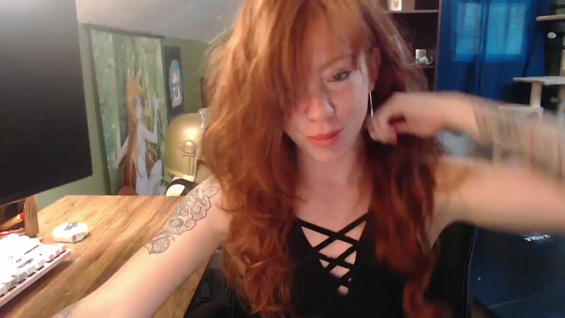 Gallery image thumbnail from AstraeaSiren's myfreecams stream on, 11/15/2024, 19:22 image 1 of 20