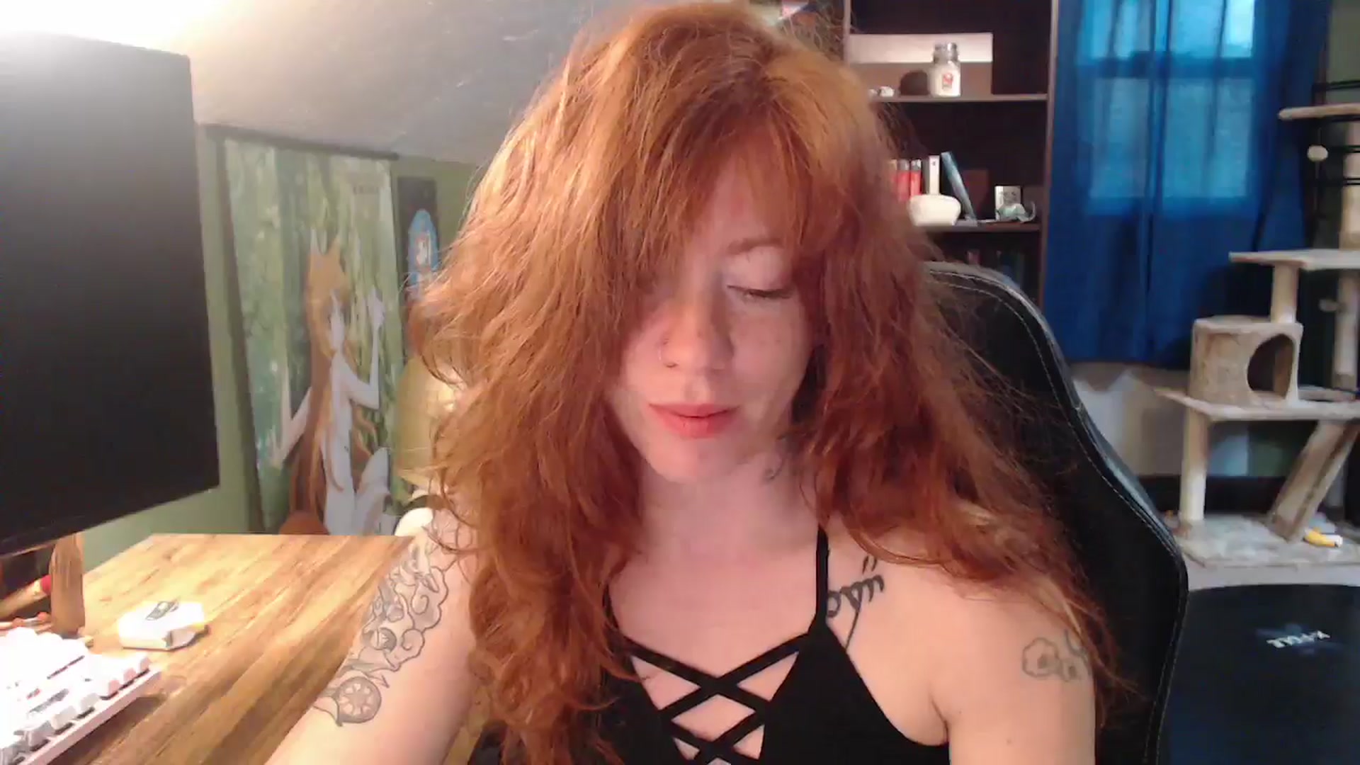 Gallery image thumbnail from AstraeaSiren's myfreecams stream on, 11/15/2024, 19:22 image 10 of 20