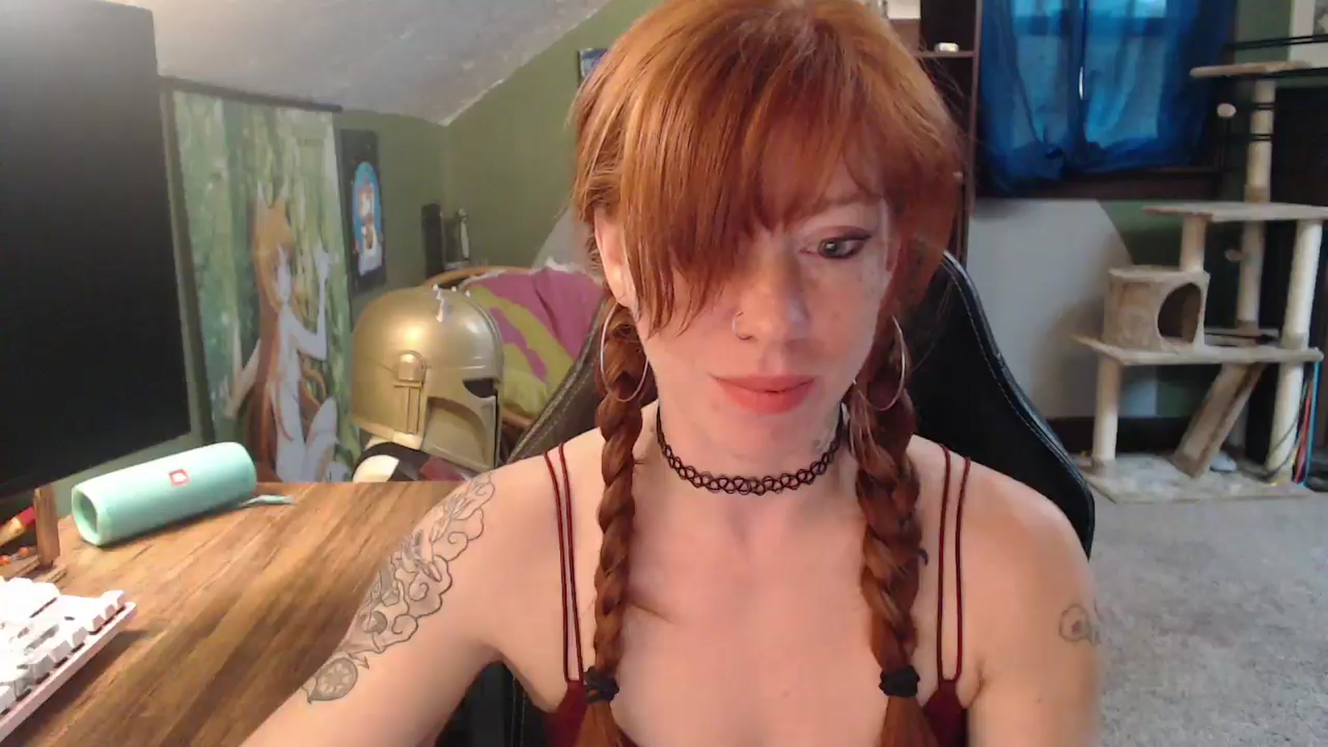 Gallery image thumbnail from AstraeaSiren's myfreecams stream on, 11/22/2024, 20:00 image 9 of 20