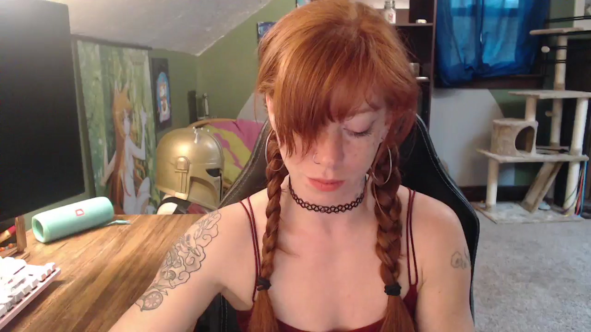 Gallery image thumbnail from AstraeaSiren's myfreecams stream on, 11/22/2024, 20:00 image 6 of 20