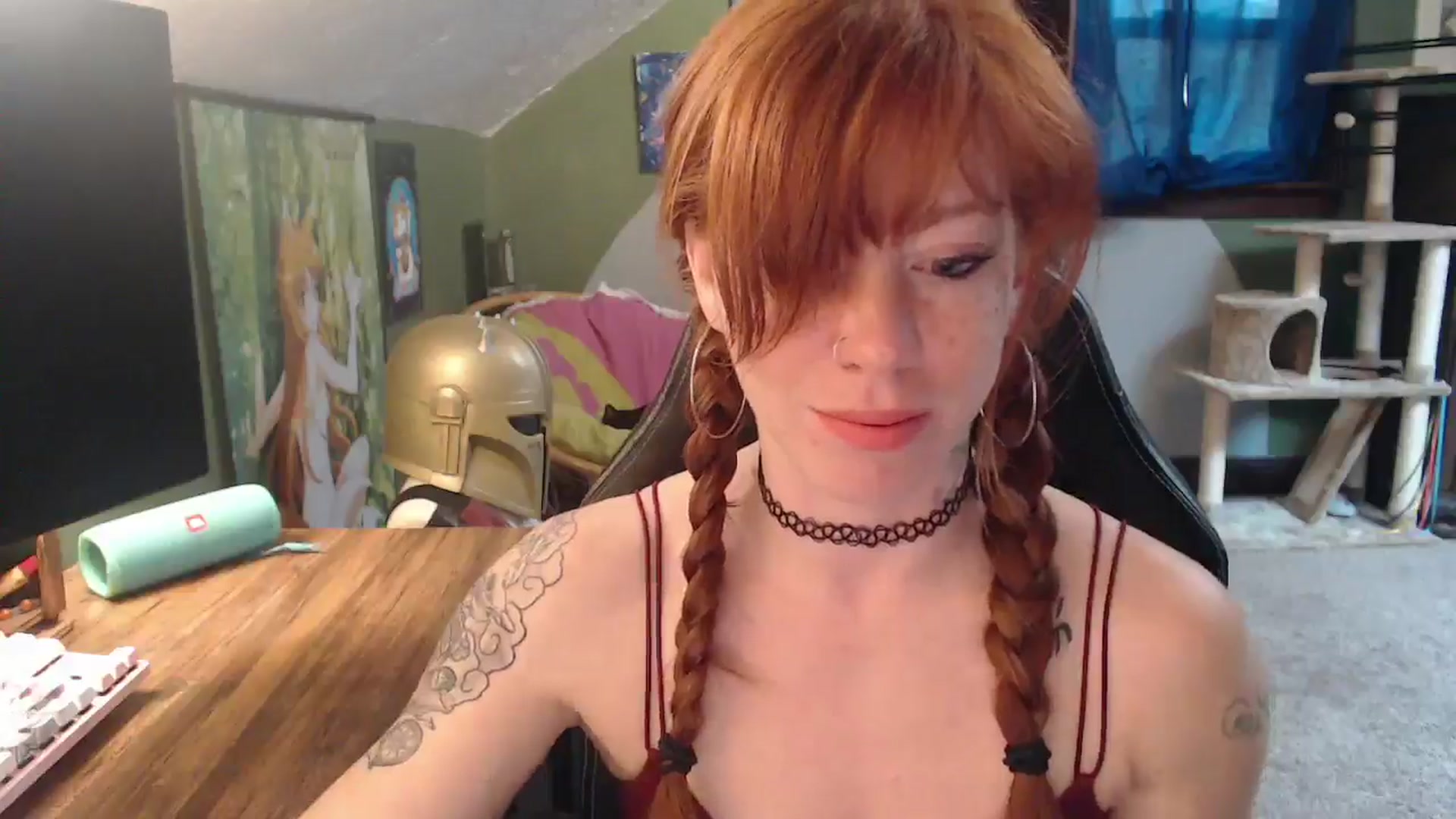 Gallery image thumbnail from AstraeaSiren's myfreecams stream on, 11/22/2024, 20:00 image 8 of 20