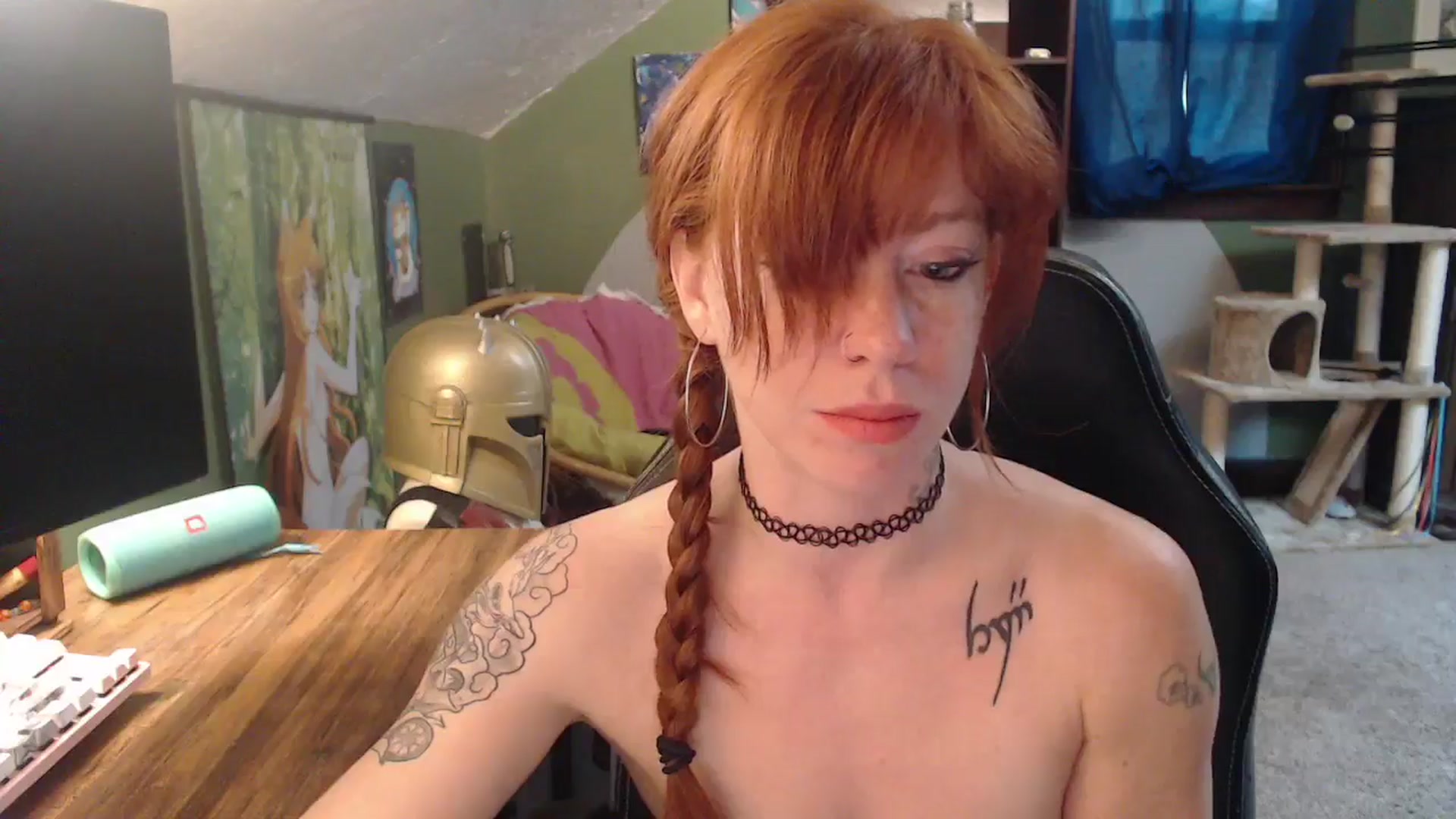 Gallery image thumbnail from AstraeaSiren's myfreecams stream on, 11/22/2024, 20:00 image 18 of 20
