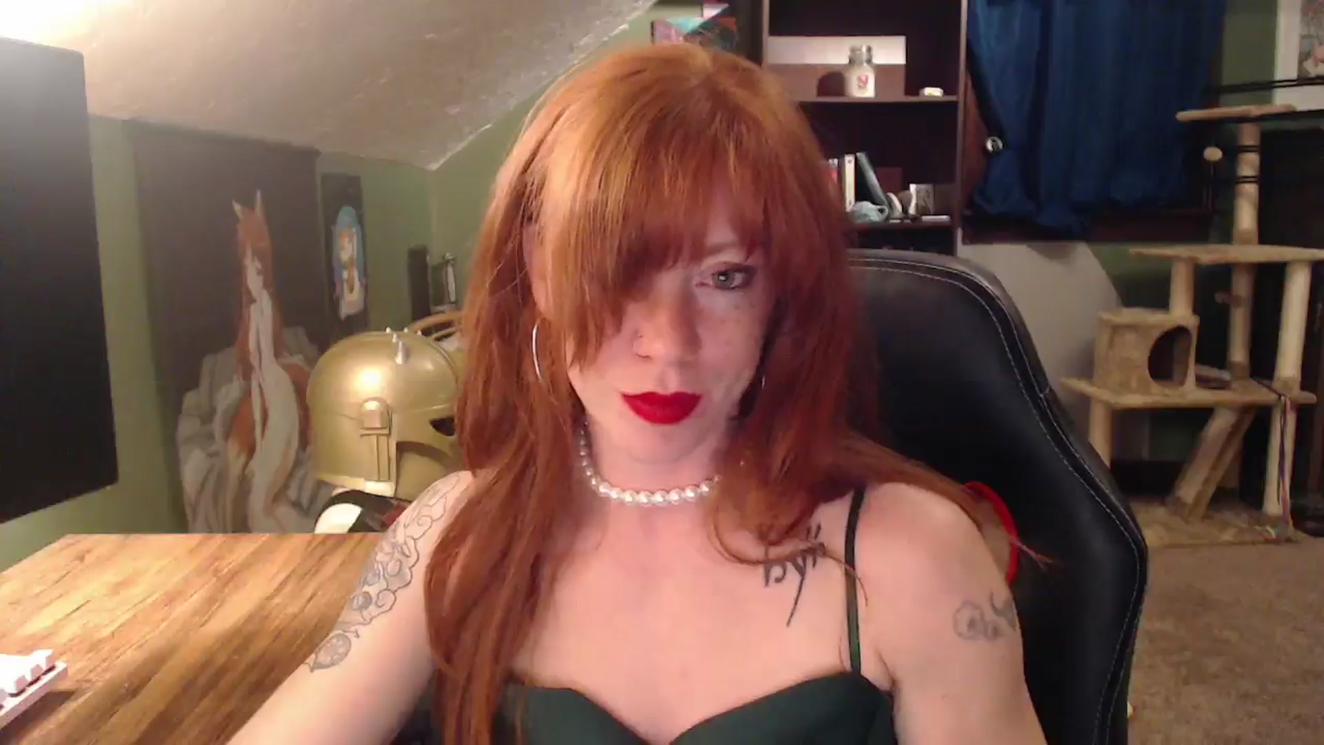 Gallery image thumbnail from AstraeaSiren's myfreecams stream on, 12/05/2024, 07:40 image 6 of 20